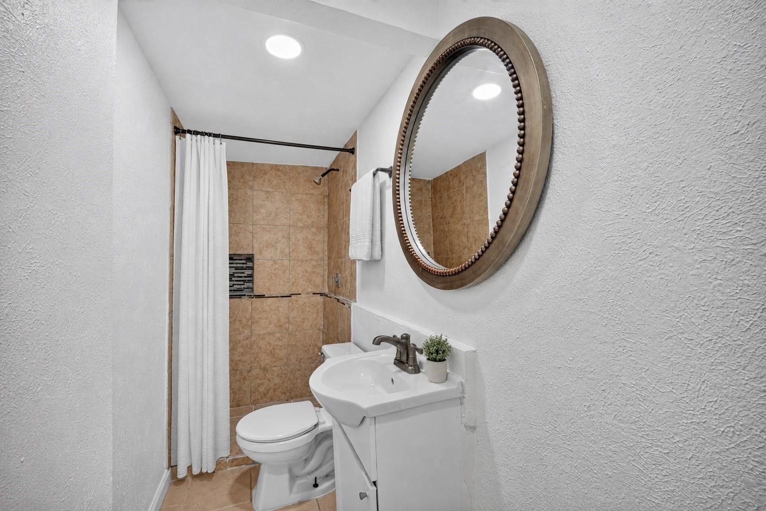 6910 Bintliff Boulevard B Property Photo 16