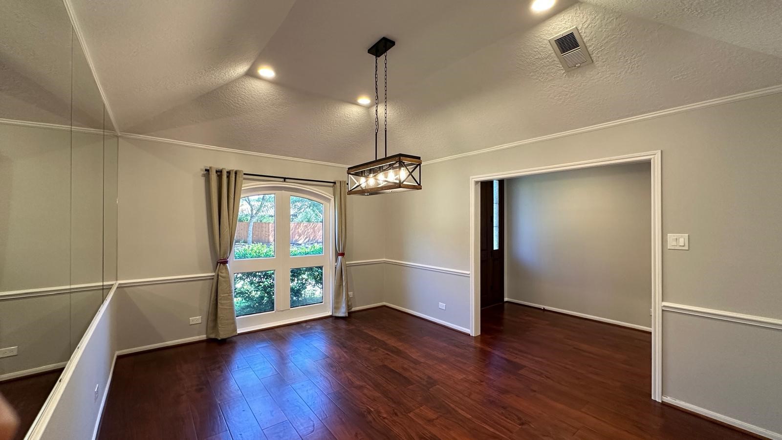 11527 Cedar Creek Drive Property Photo 17