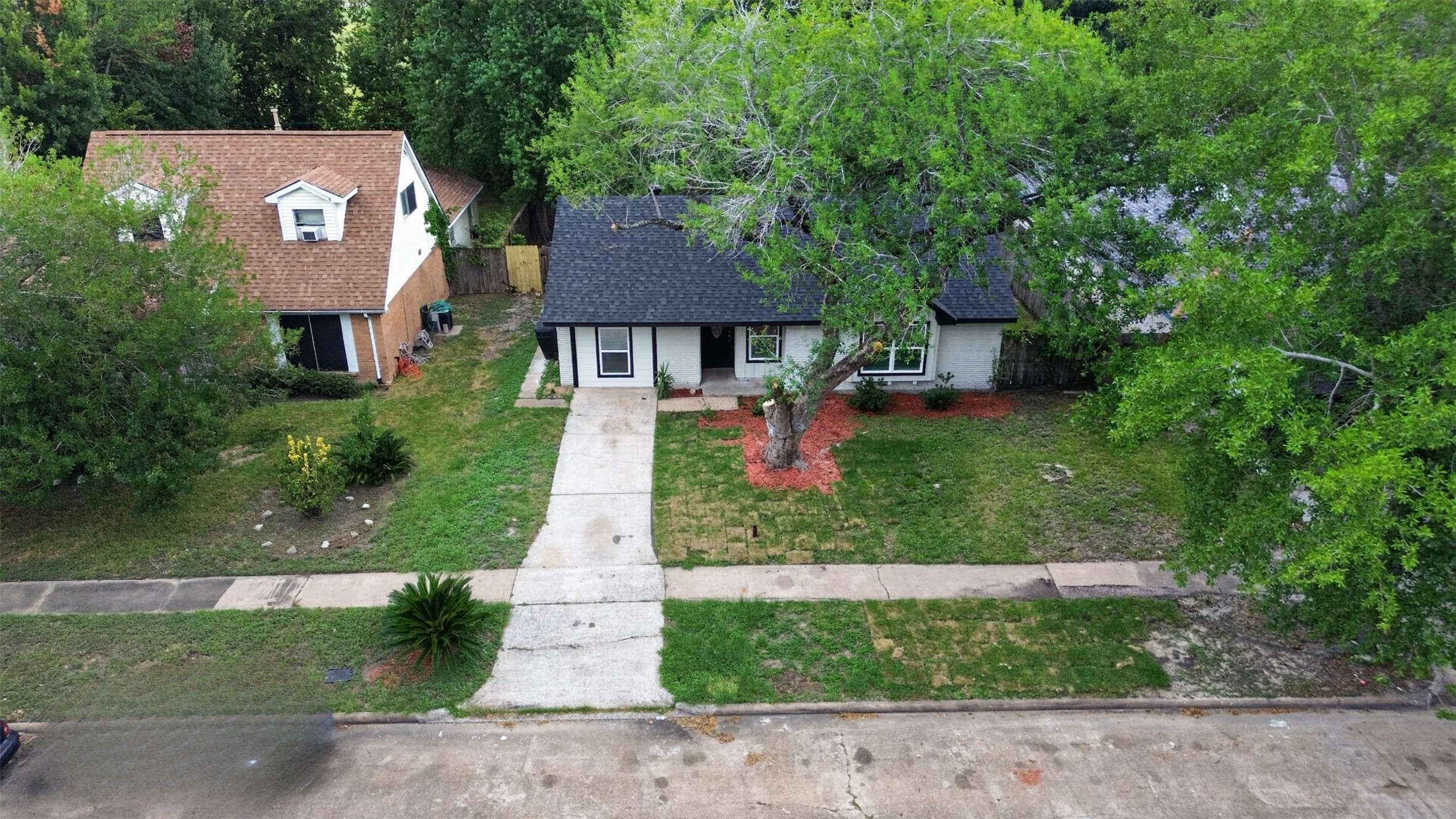 3318 Ripplebrook Drive Property Photo 4
