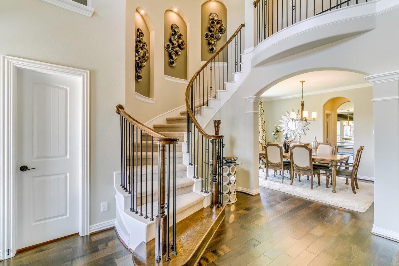 6403 Amberwood Drive Property Photo 3