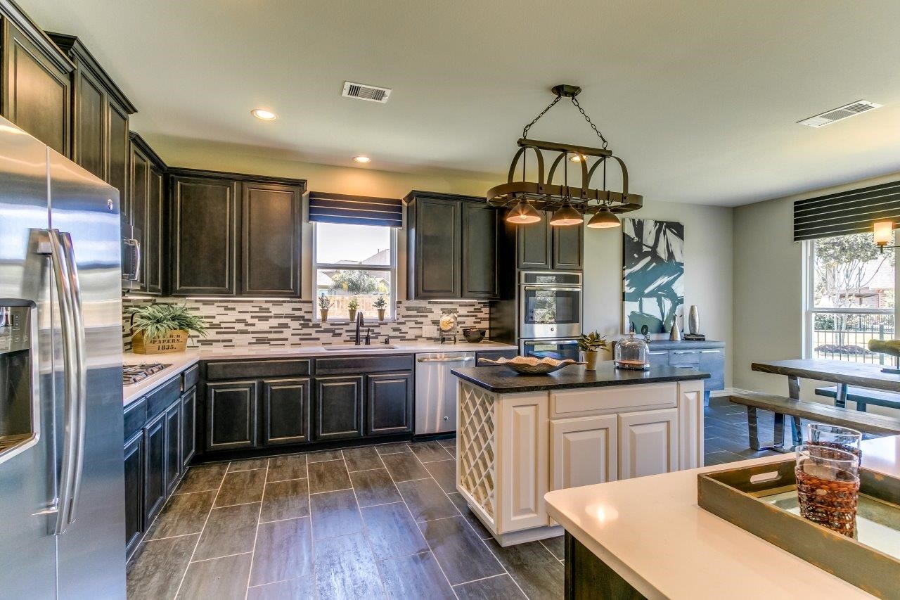 6403 Amberwood Drive Property Photo 10