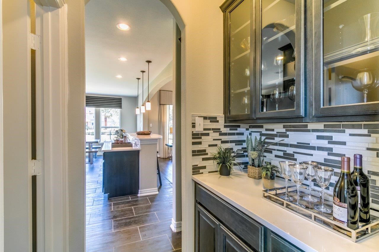 6403 Amberwood Drive Property Photo 12