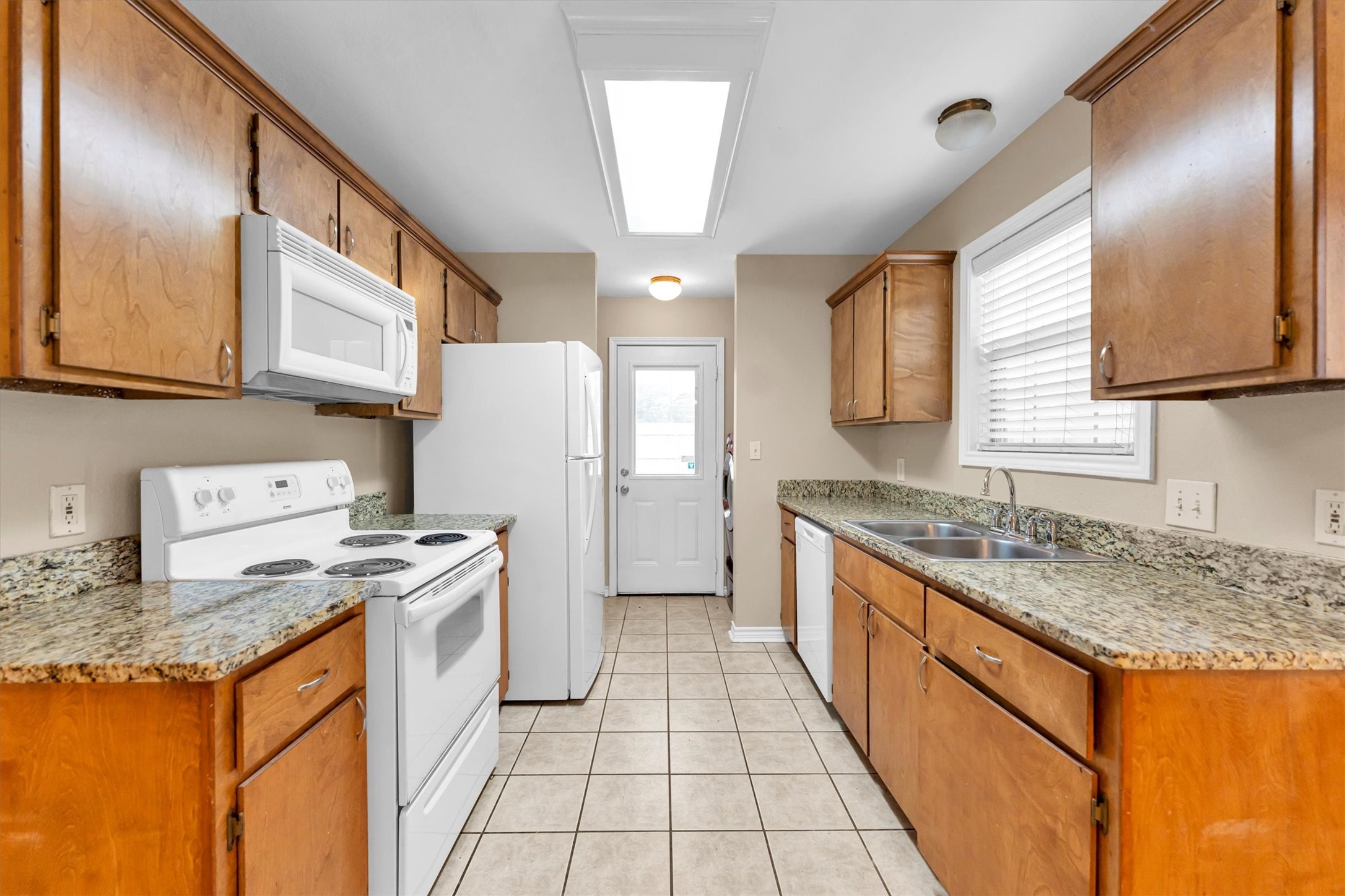 112 Vista Way Property Photo 11