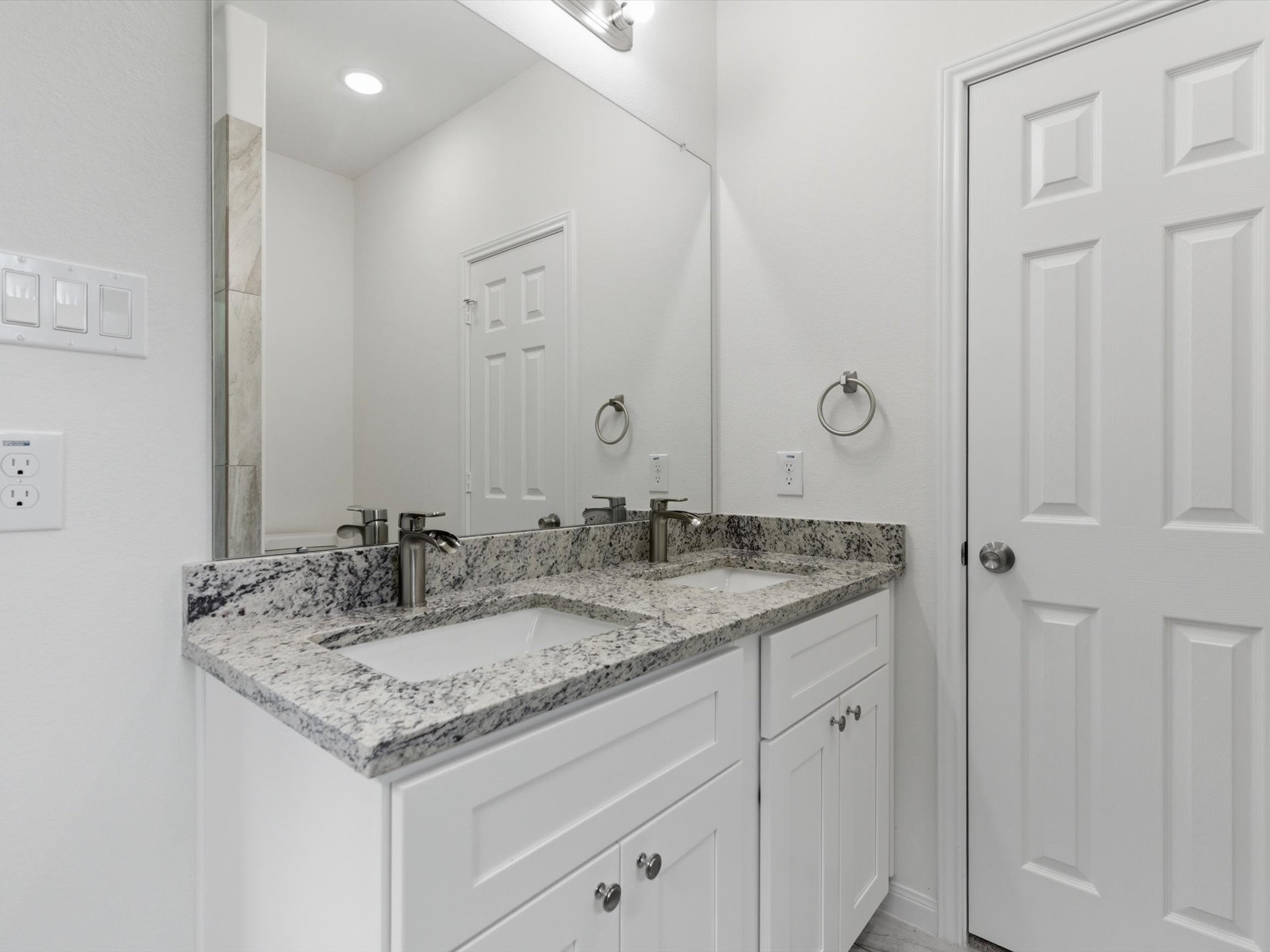 2803 Topiary Lane Property Photo 20