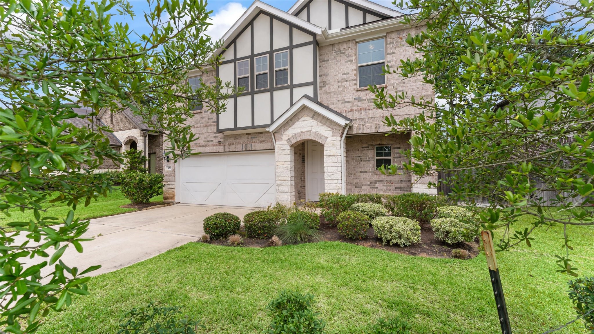 327 Honey Mesquite Path Property Photo 1