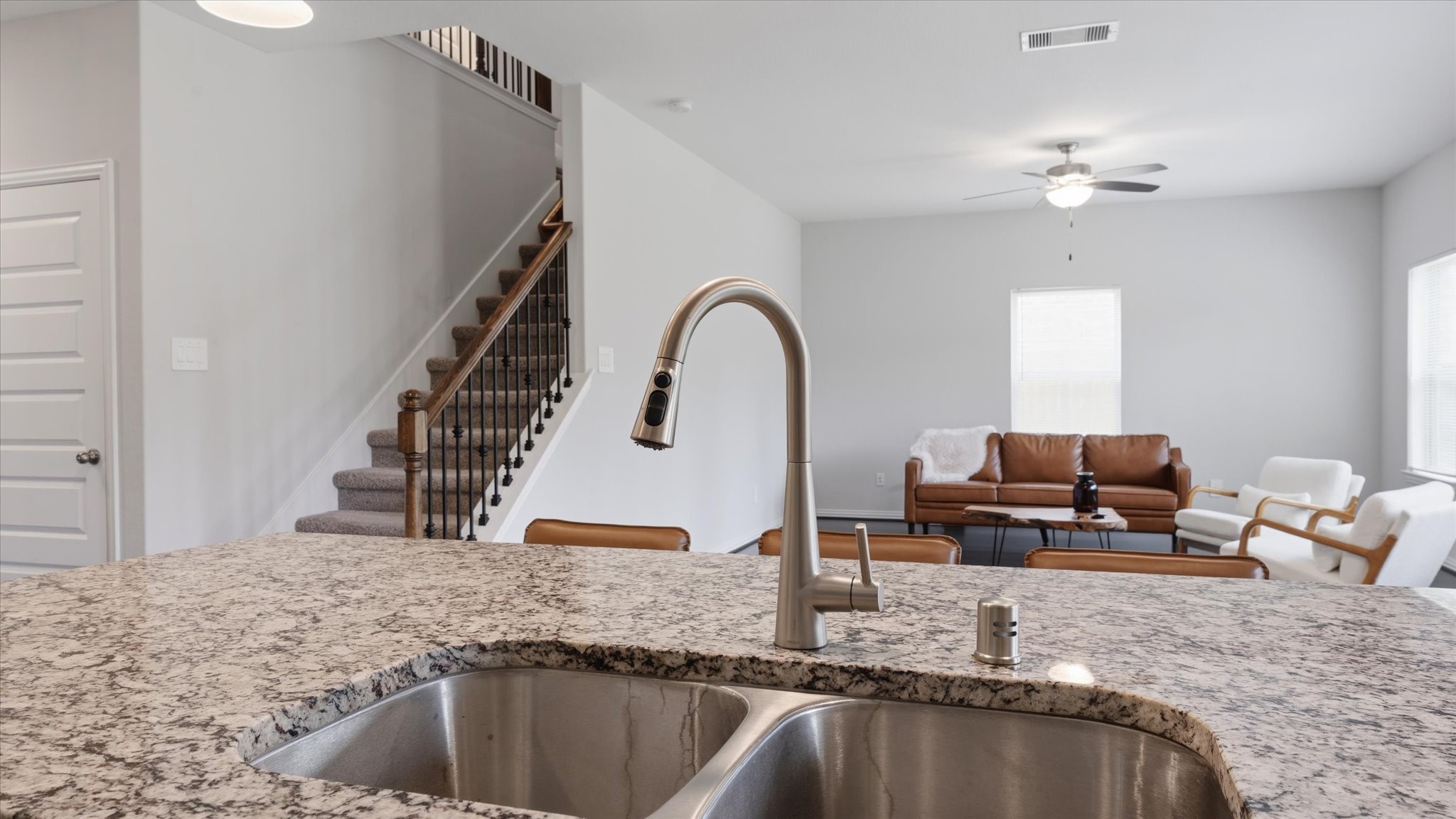 327 Honey Mesquite Path Property Photo 12
