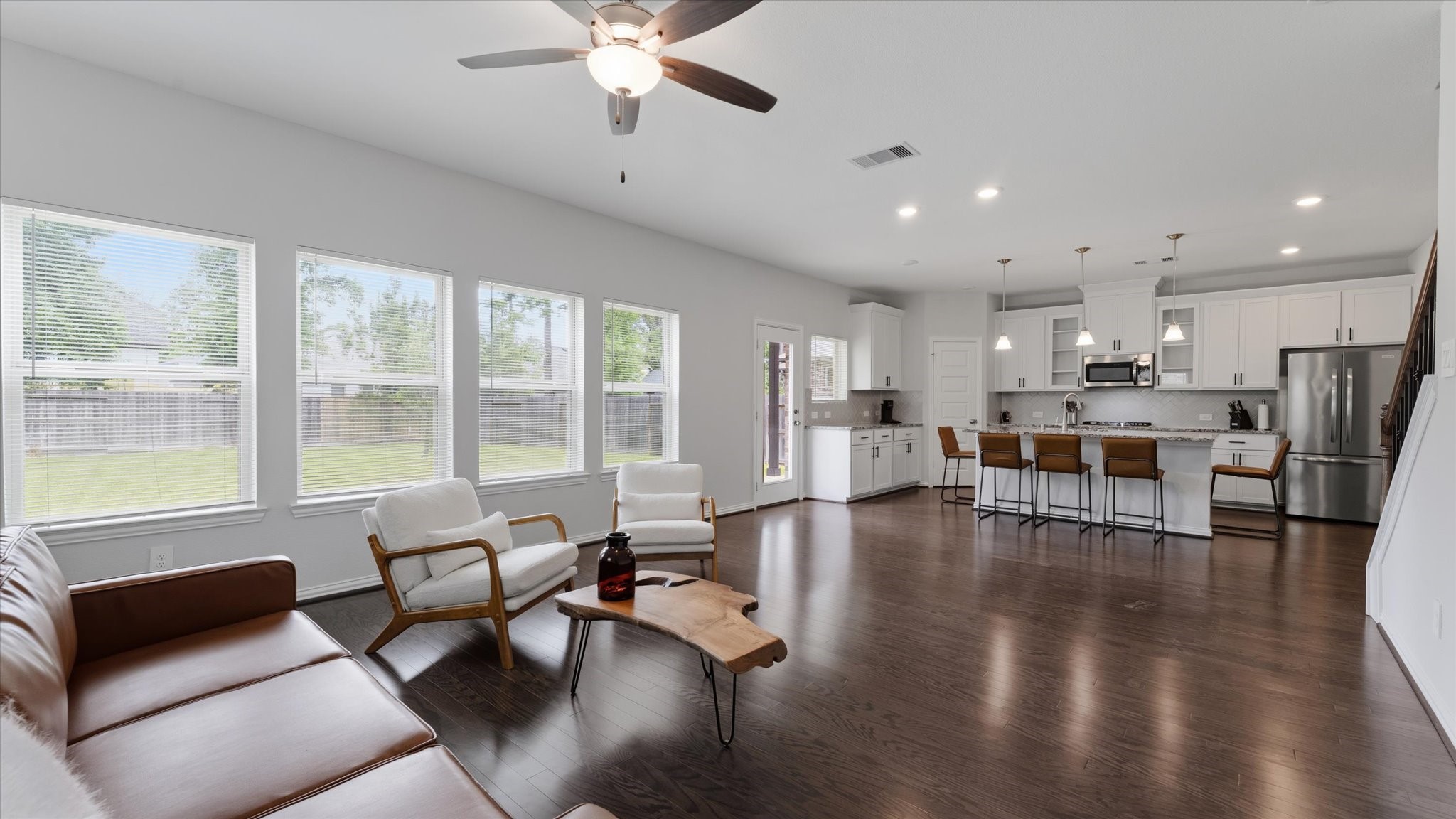 327 Honey Mesquite Path Property Photo 13