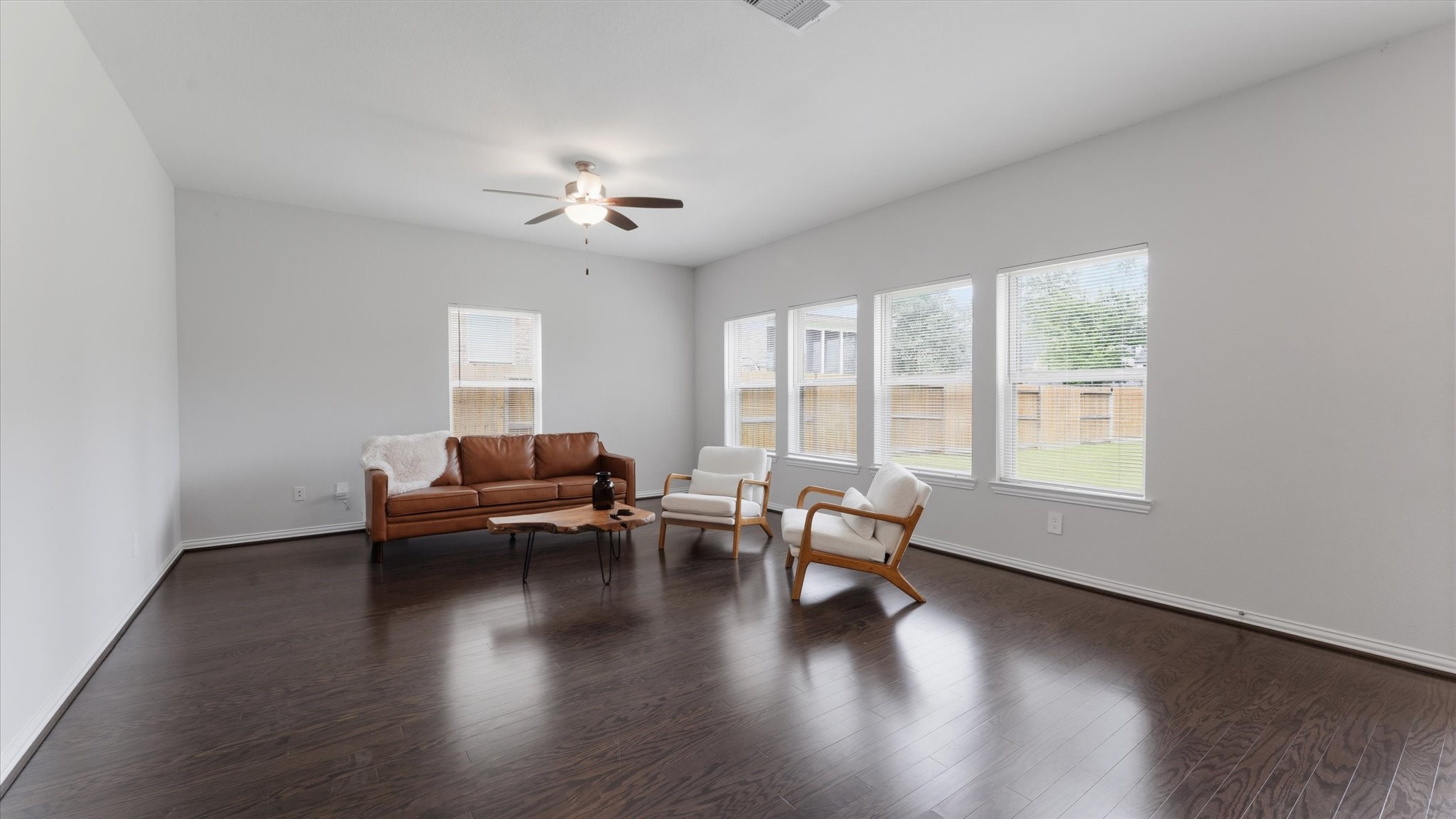 327 Honey Mesquite Path Property Photo 14