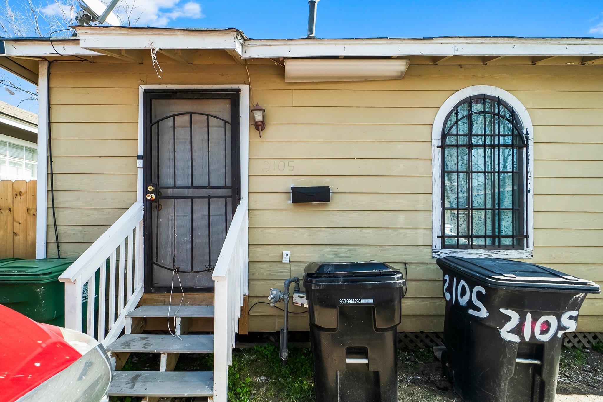 2105 Russell Street