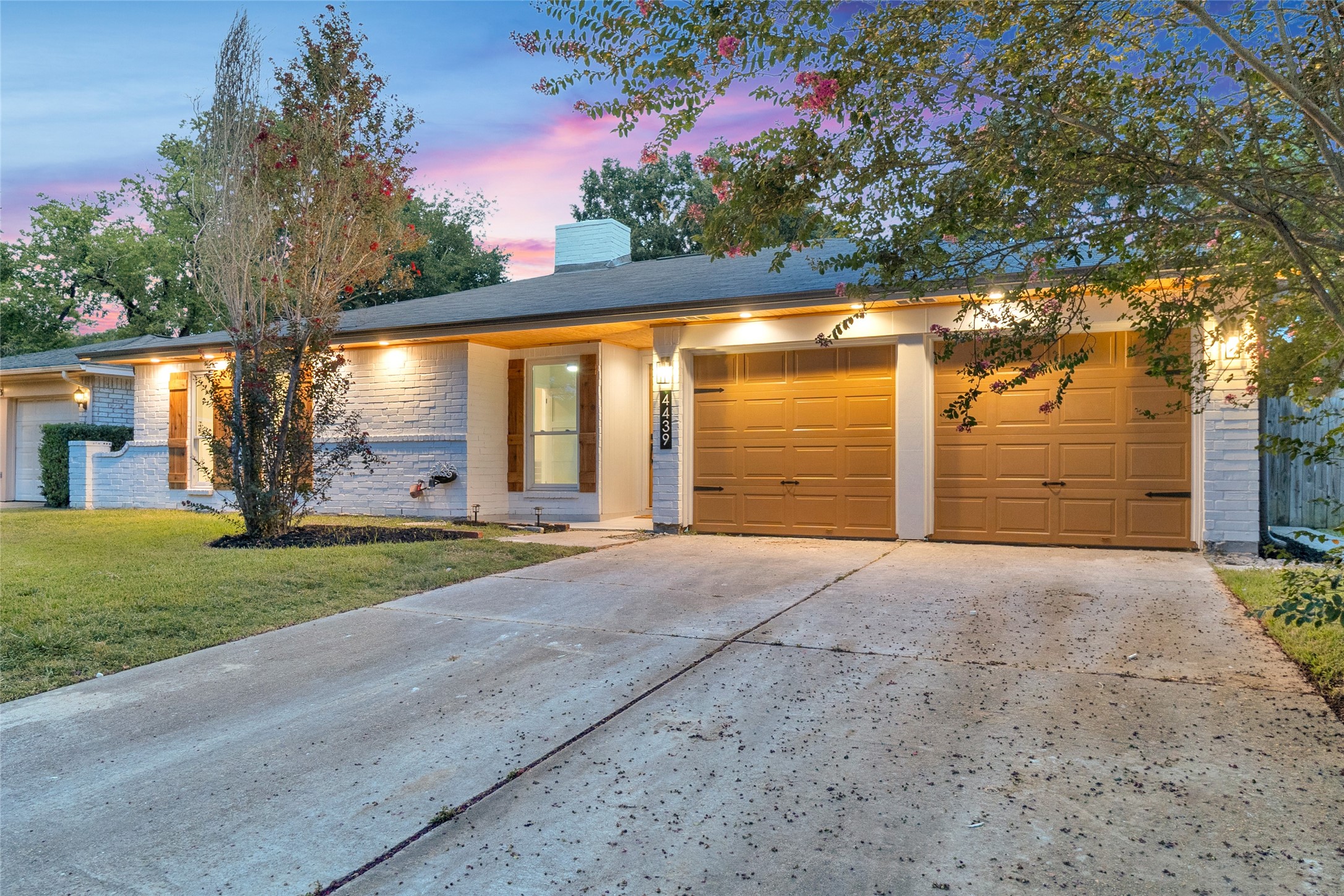 4439 Reynaldo Drive Property Photo 1