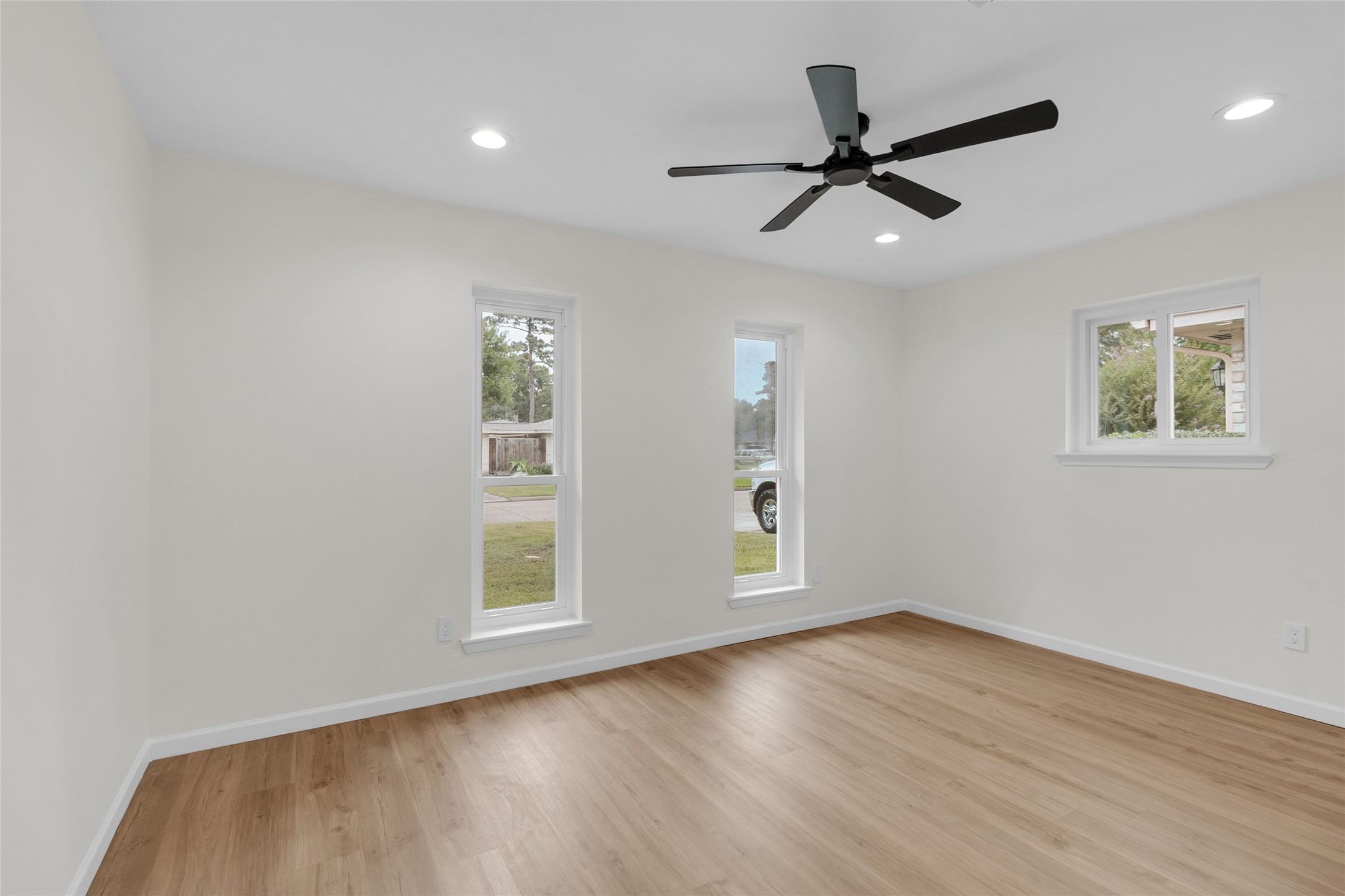 4439 Reynaldo Drive Property Photo 18
