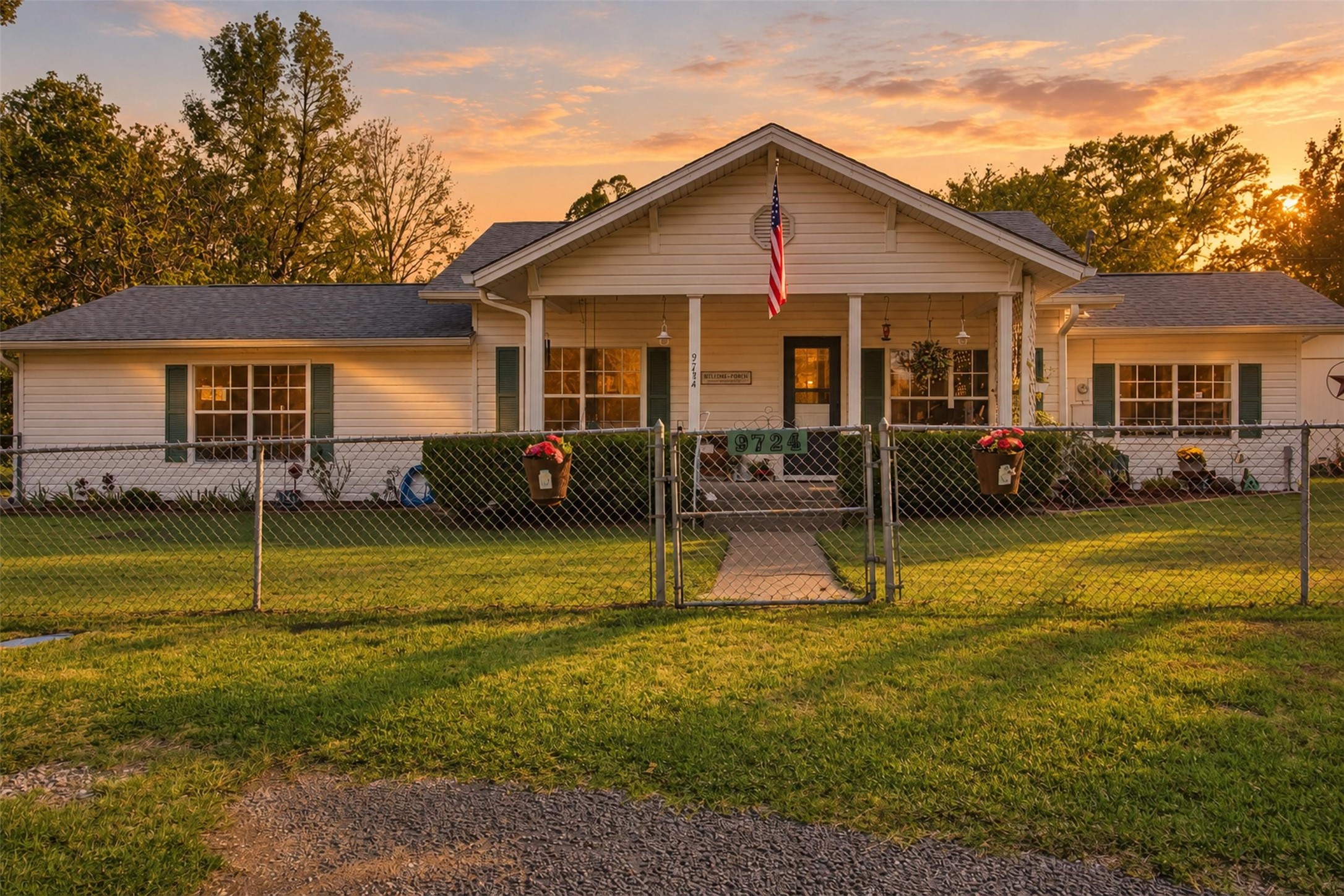 9724 Fm 2501 Property Photo 1