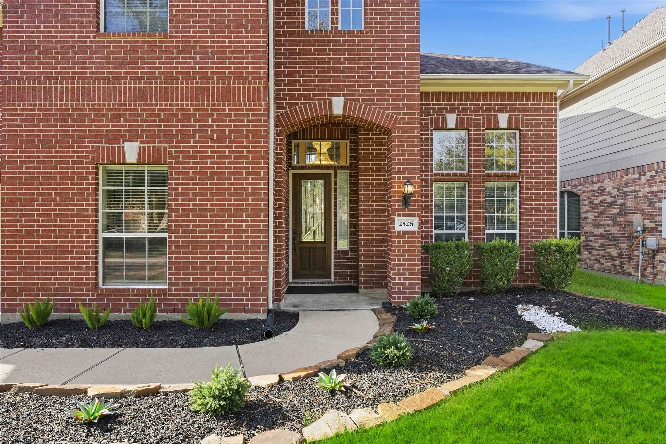 2526 Crystal Shore Drive Property Photo 4