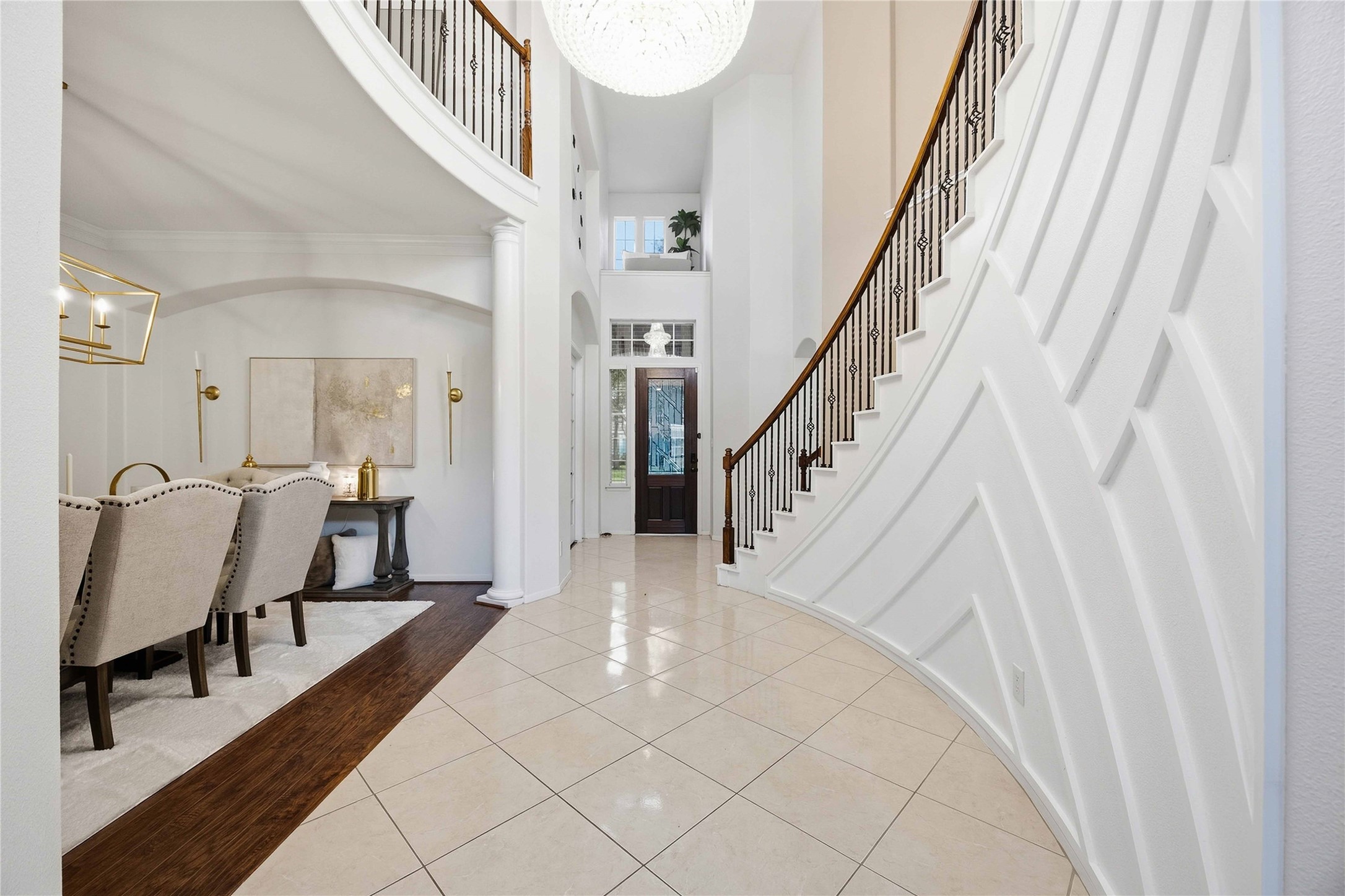 2526 Crystal Shore Drive Property Photo 5