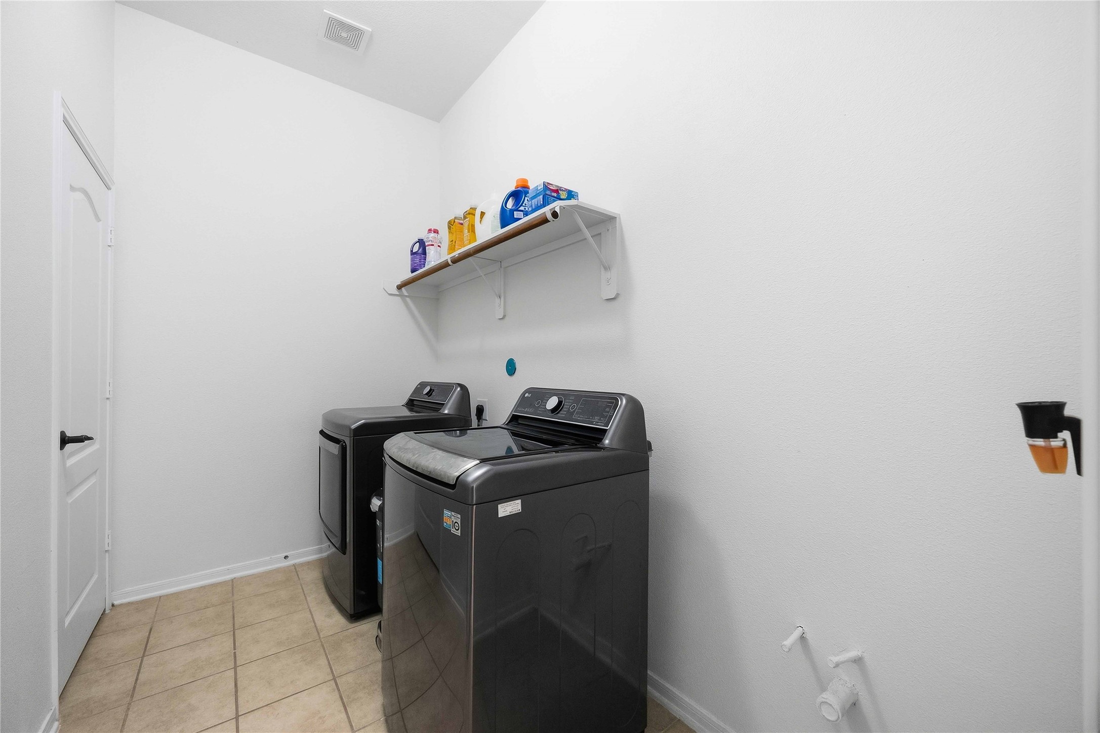 2526 Crystal Shore Drive Property Photo 22