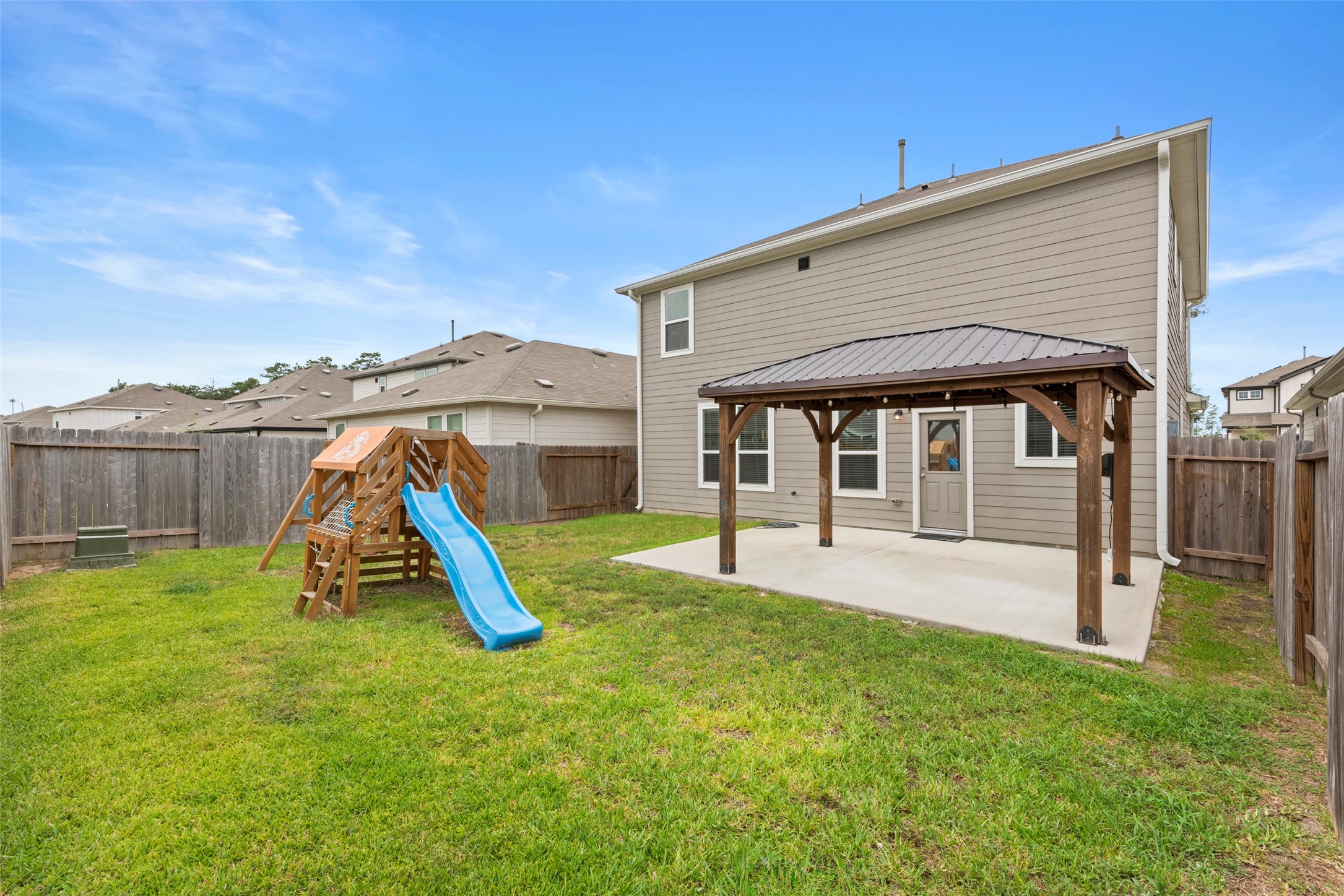 5730 Finely Run Street Property Photo 4
