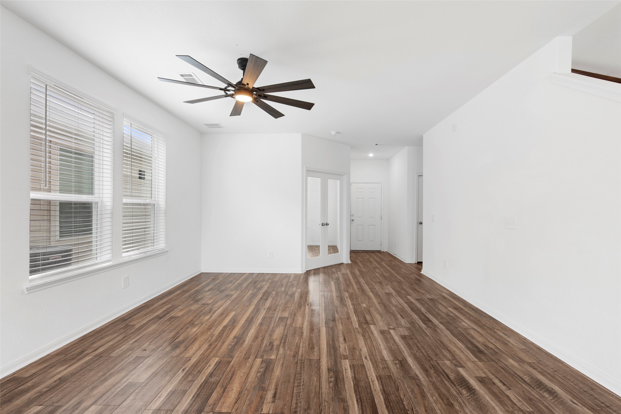 5730 Finely Run Street Property Photo 9