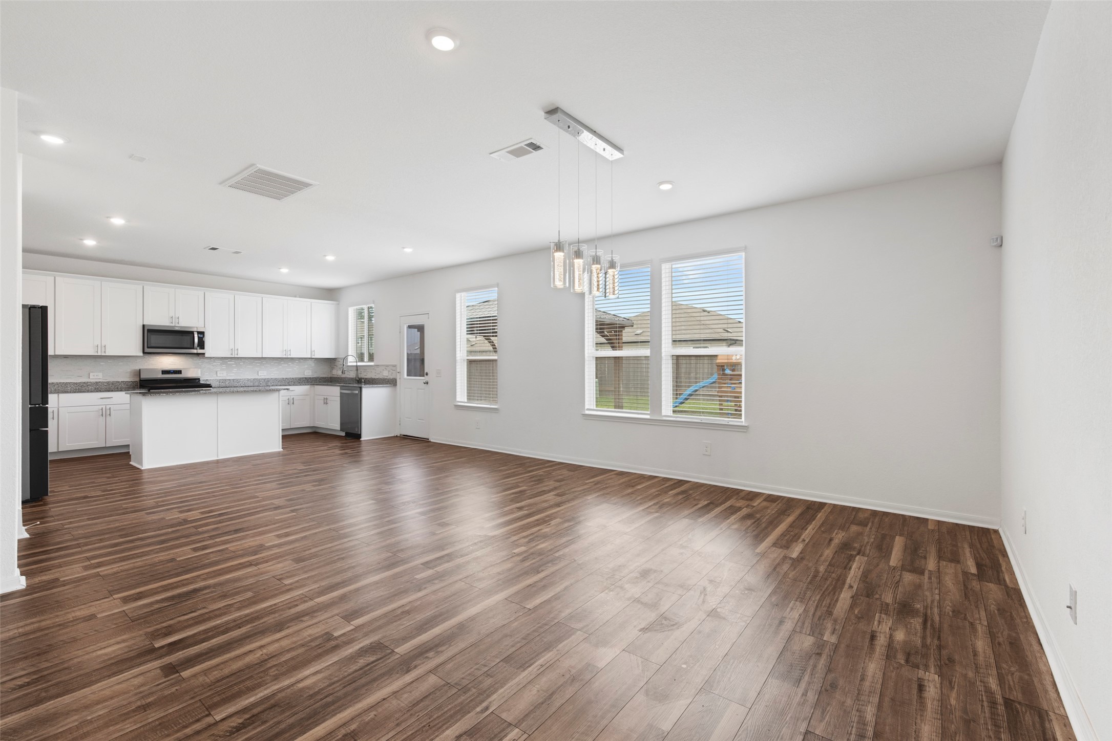 5730 Finely Run Street Property Photo 11