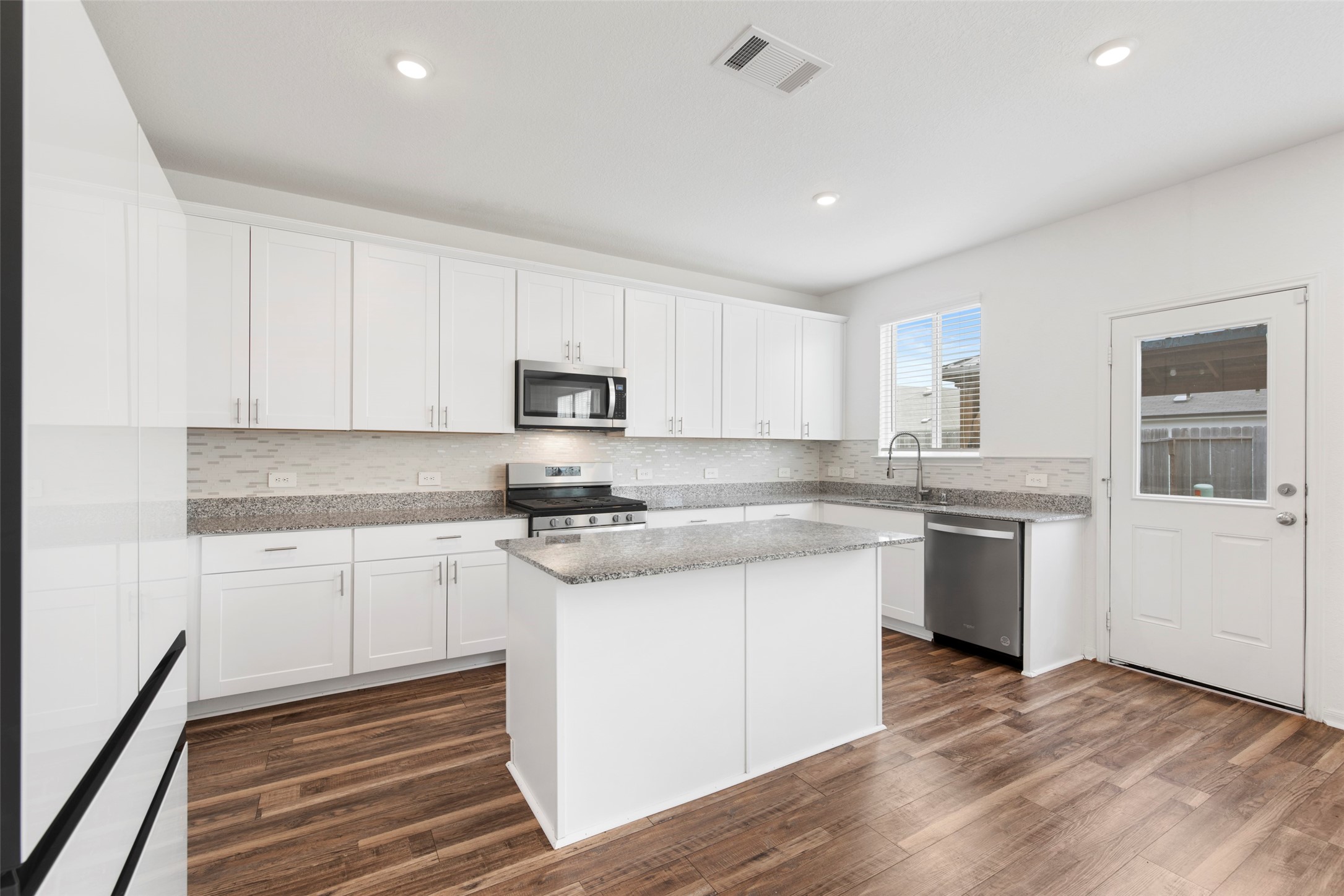 5730 Finely Run Street Property Photo 18