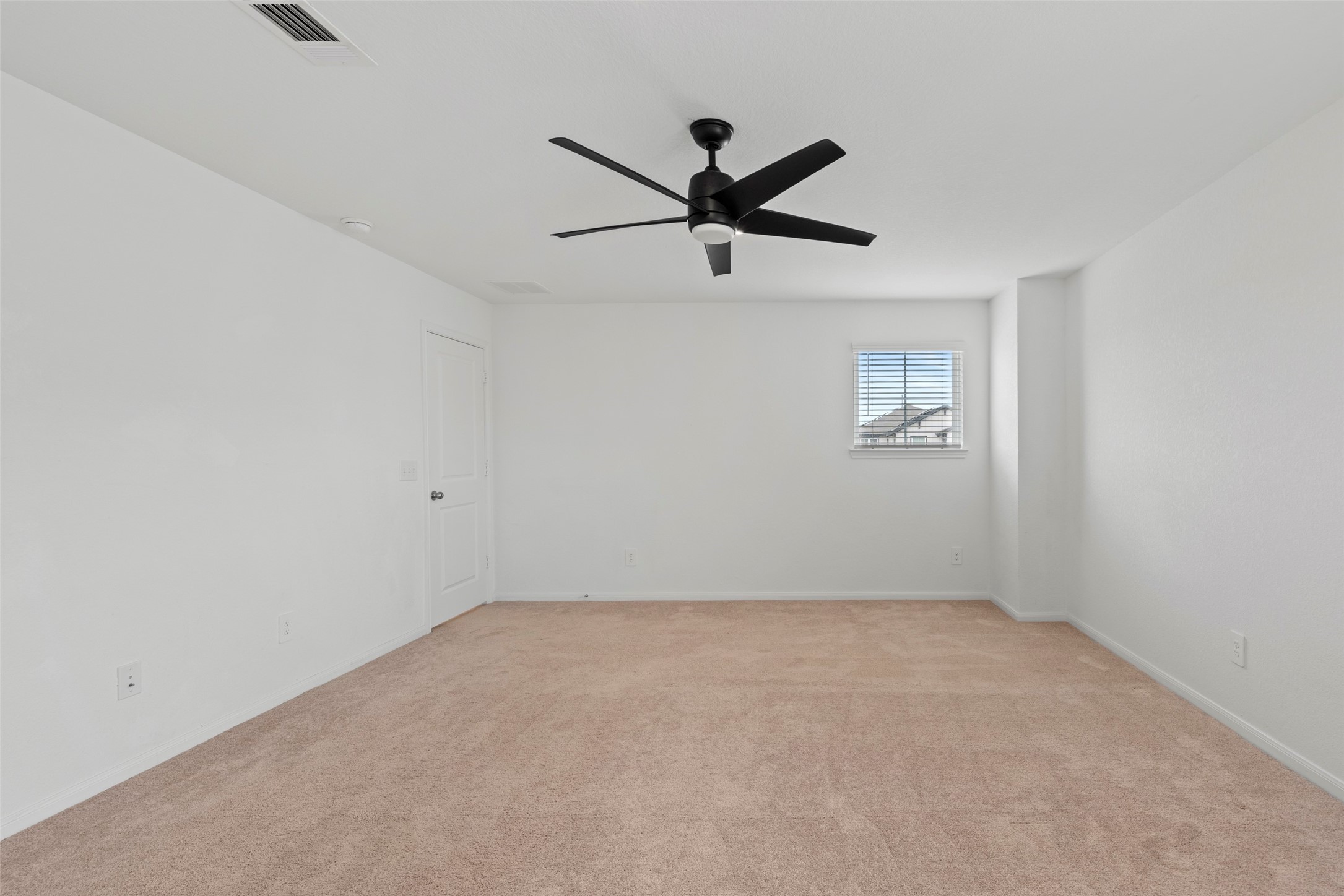 5730 Finely Run Street Property Photo 25