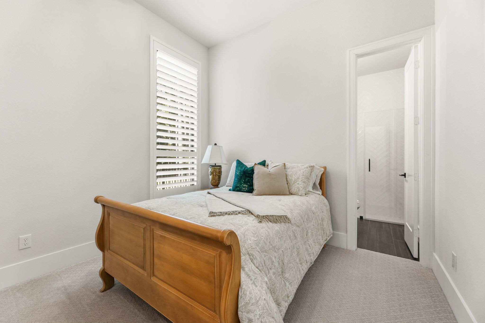 223 S Empress Green Place Property Photo 8
