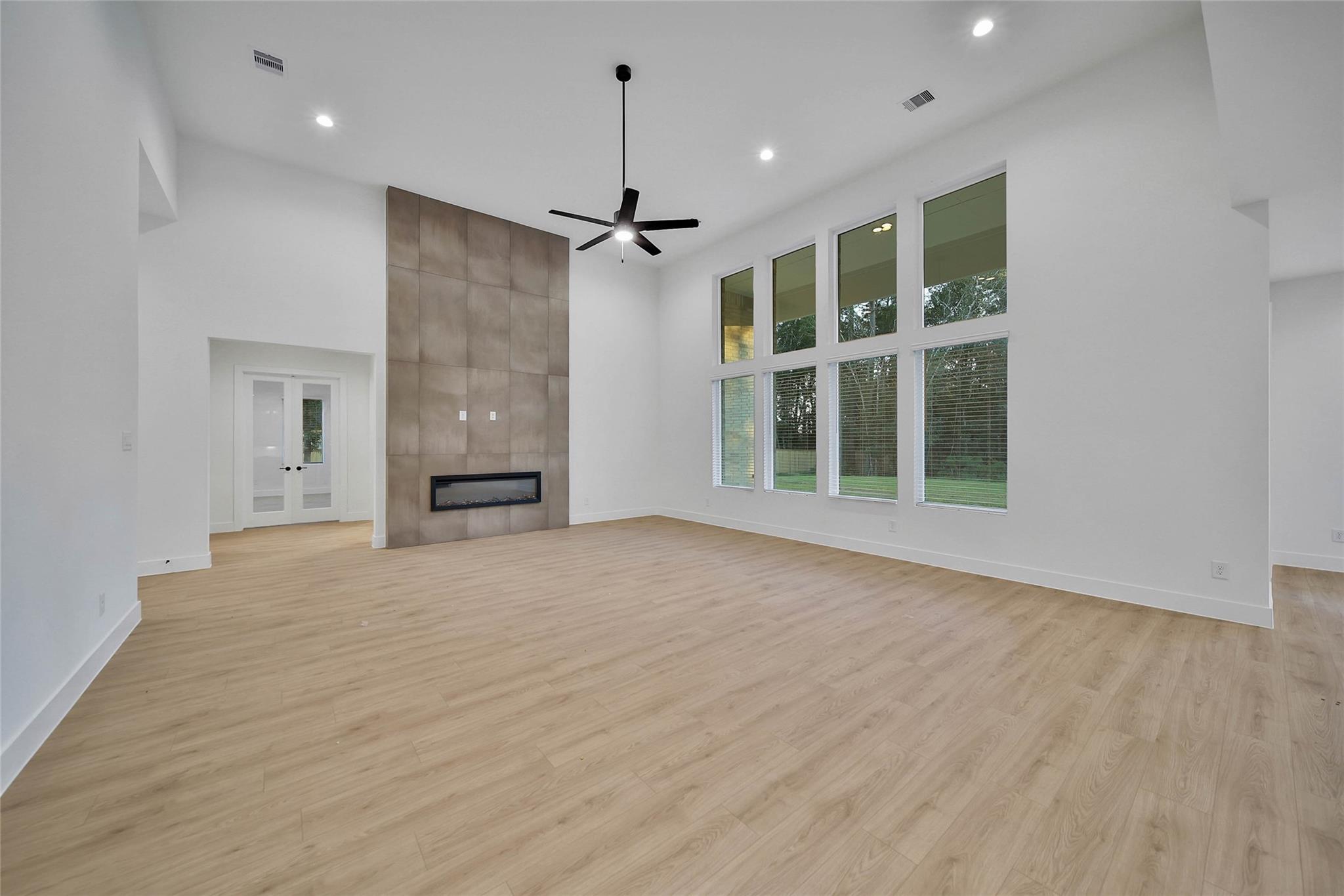359 Louvenia Court, Pinehurst Tx 77362 Property Photo 9