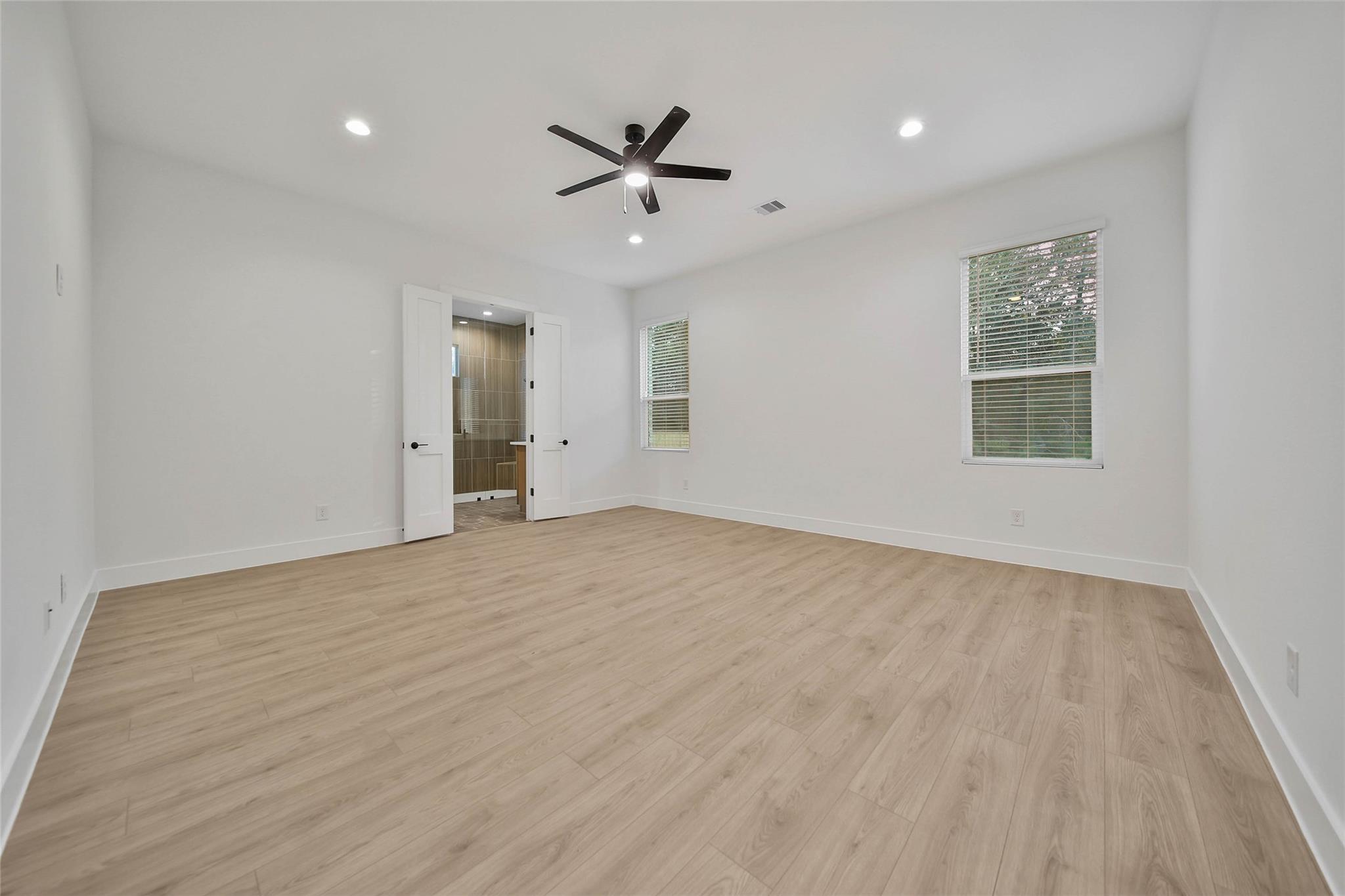 359 Louvenia Court, Pinehurst Tx 77362 Property Photo 19