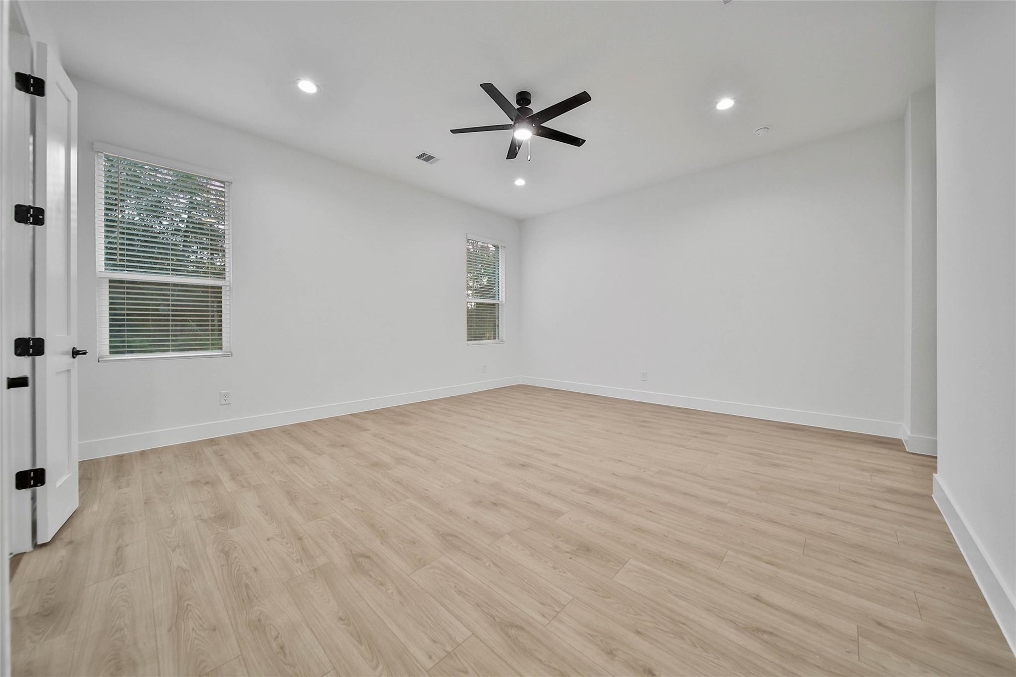 359 Louvenia Court, Pinehurst Tx 77362 Property Photo 20