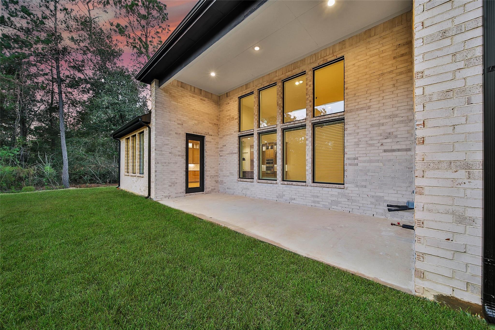 359 Louvenia Court, Pinehurst Tx 77362 Property Photo 43