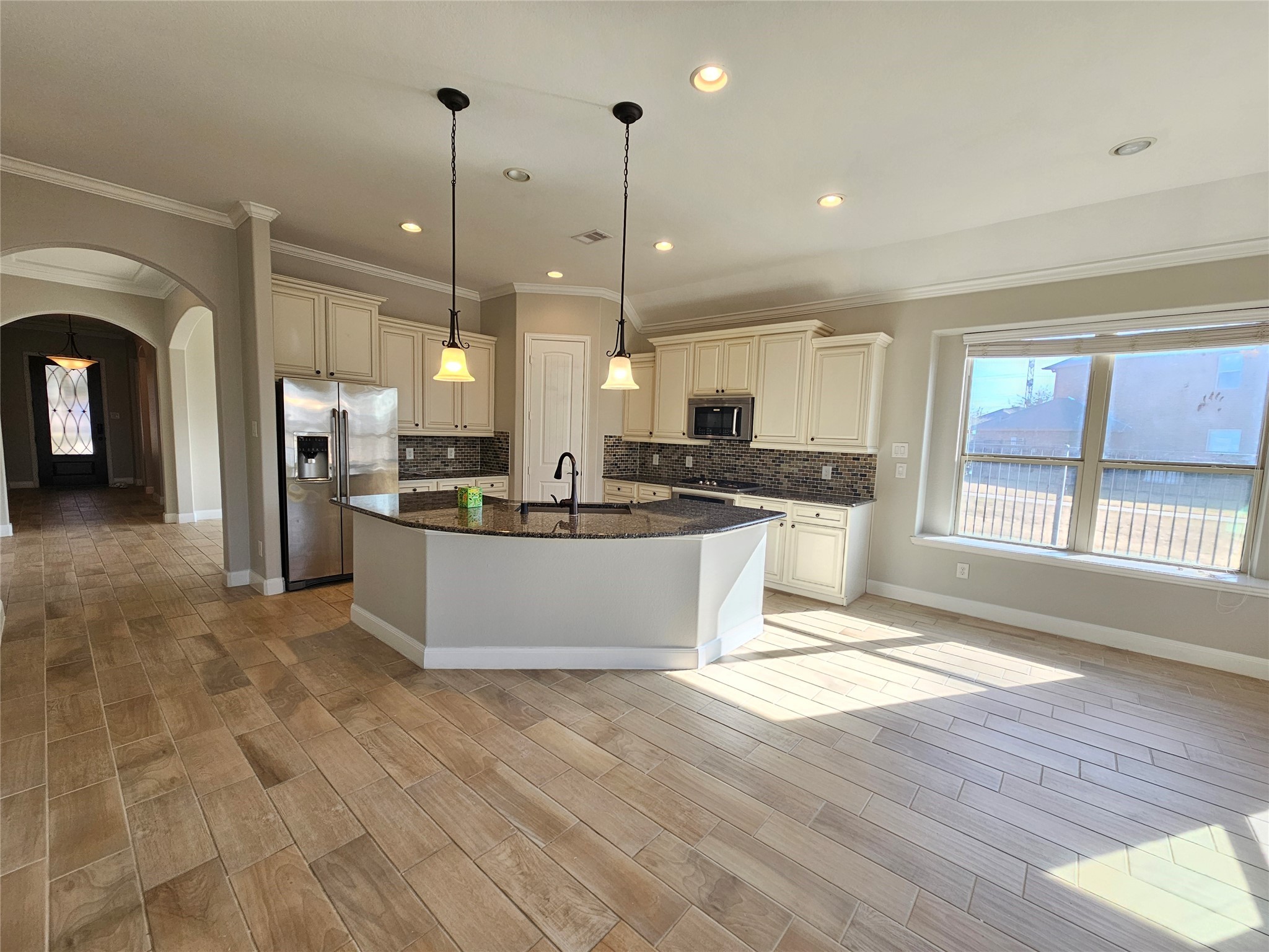 9511 Jayci Hills Lane Property Photo 3