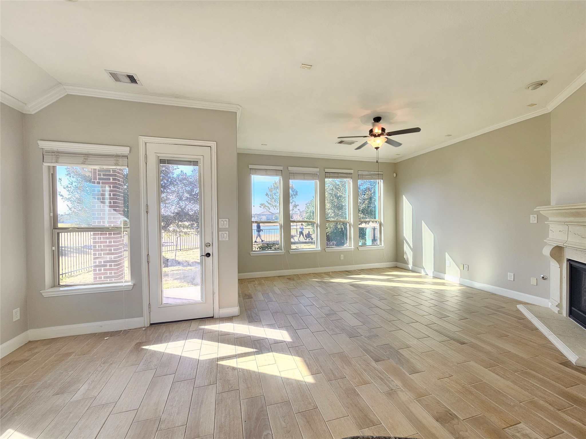 9511 Jayci Hills Lane Property Photo 8