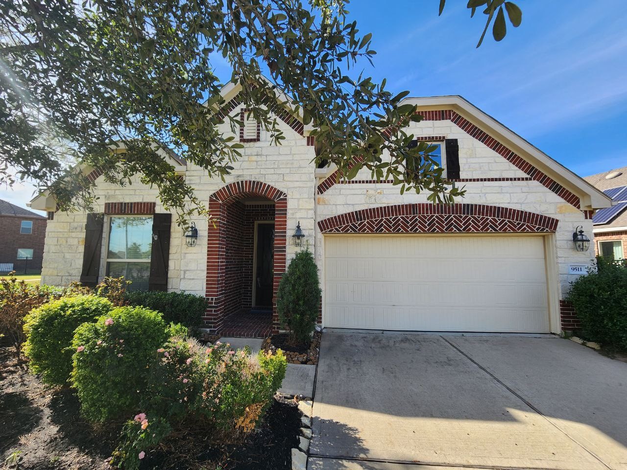 9511 Jayci Hills Lane Property Photo 21