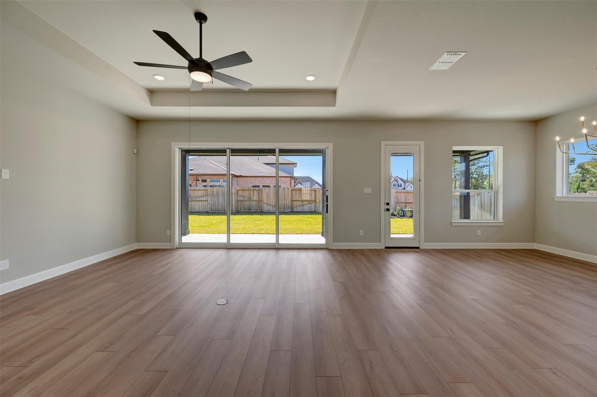 2115 Peaceful Point Property Photo 32
