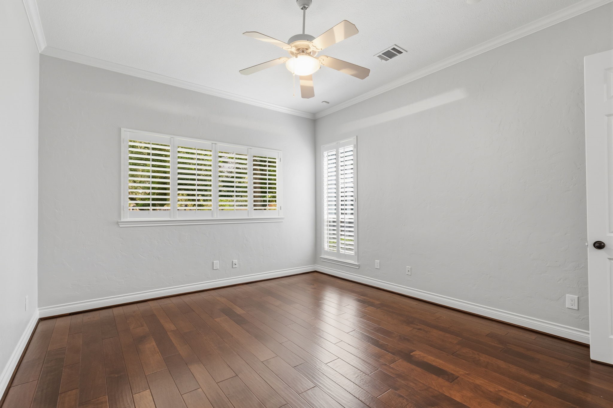 10 Lake Sterling Gate Drive Property Photo 28