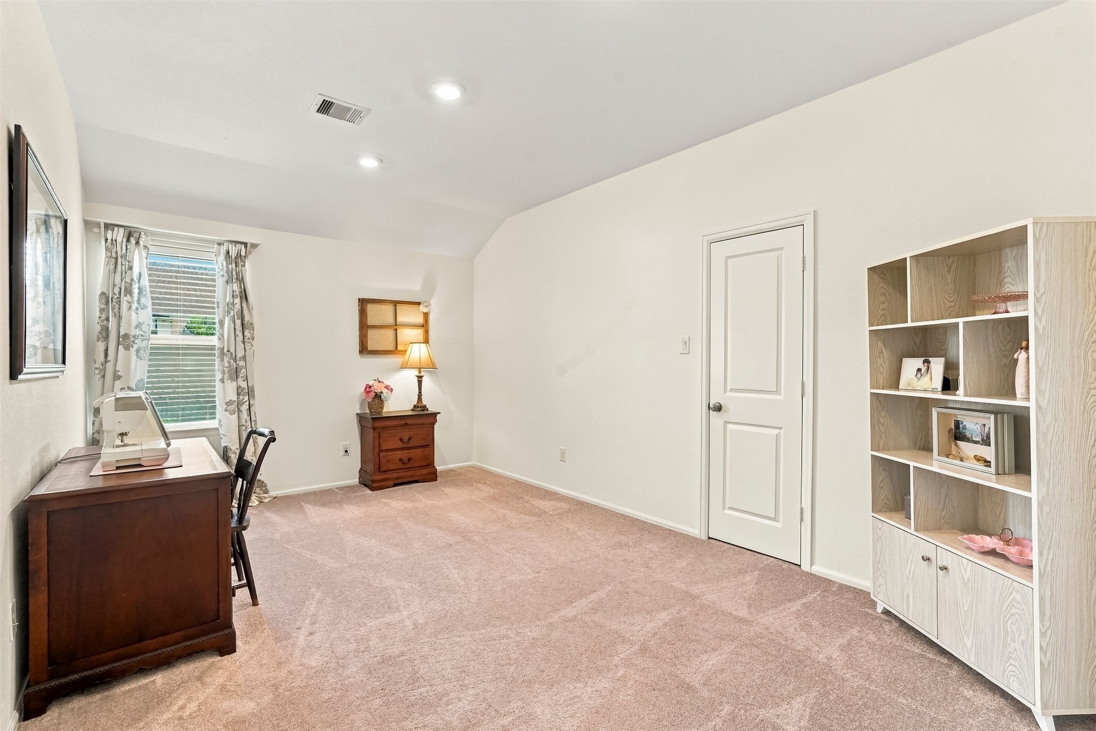 23819 Calabria Court Property Photo 30