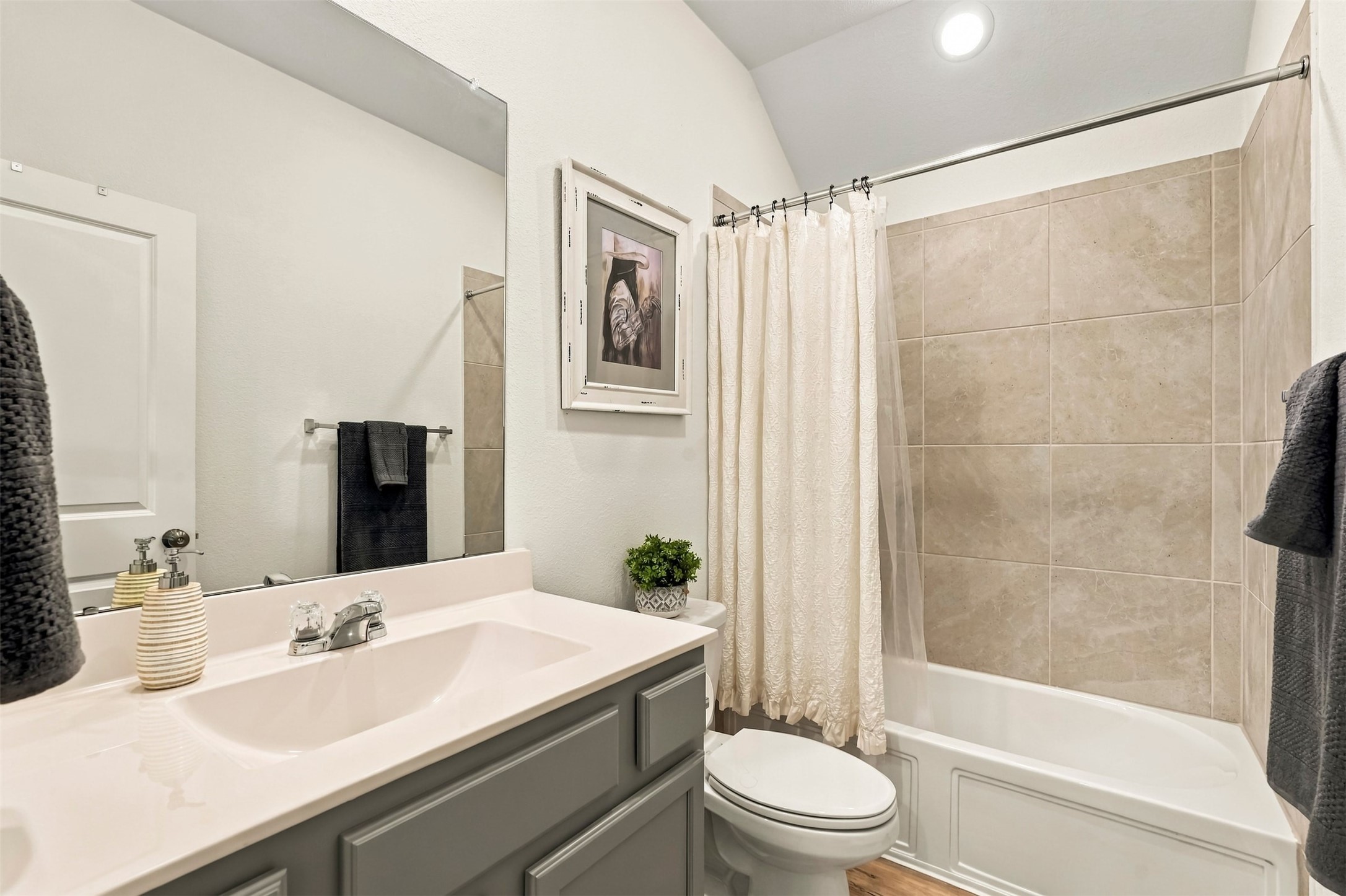 23819 Calabria Court Property Photo 31
