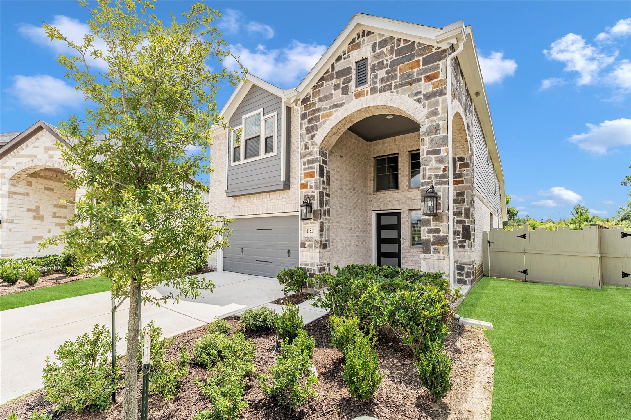 17814 Tree Of Heaven Property Photo