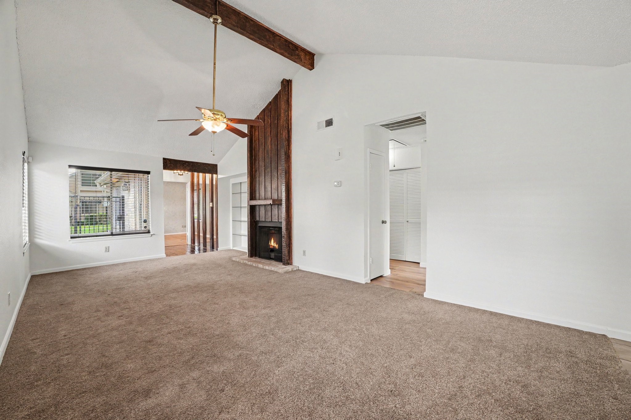 11625 Lakeside Park Drive Property Photo 7