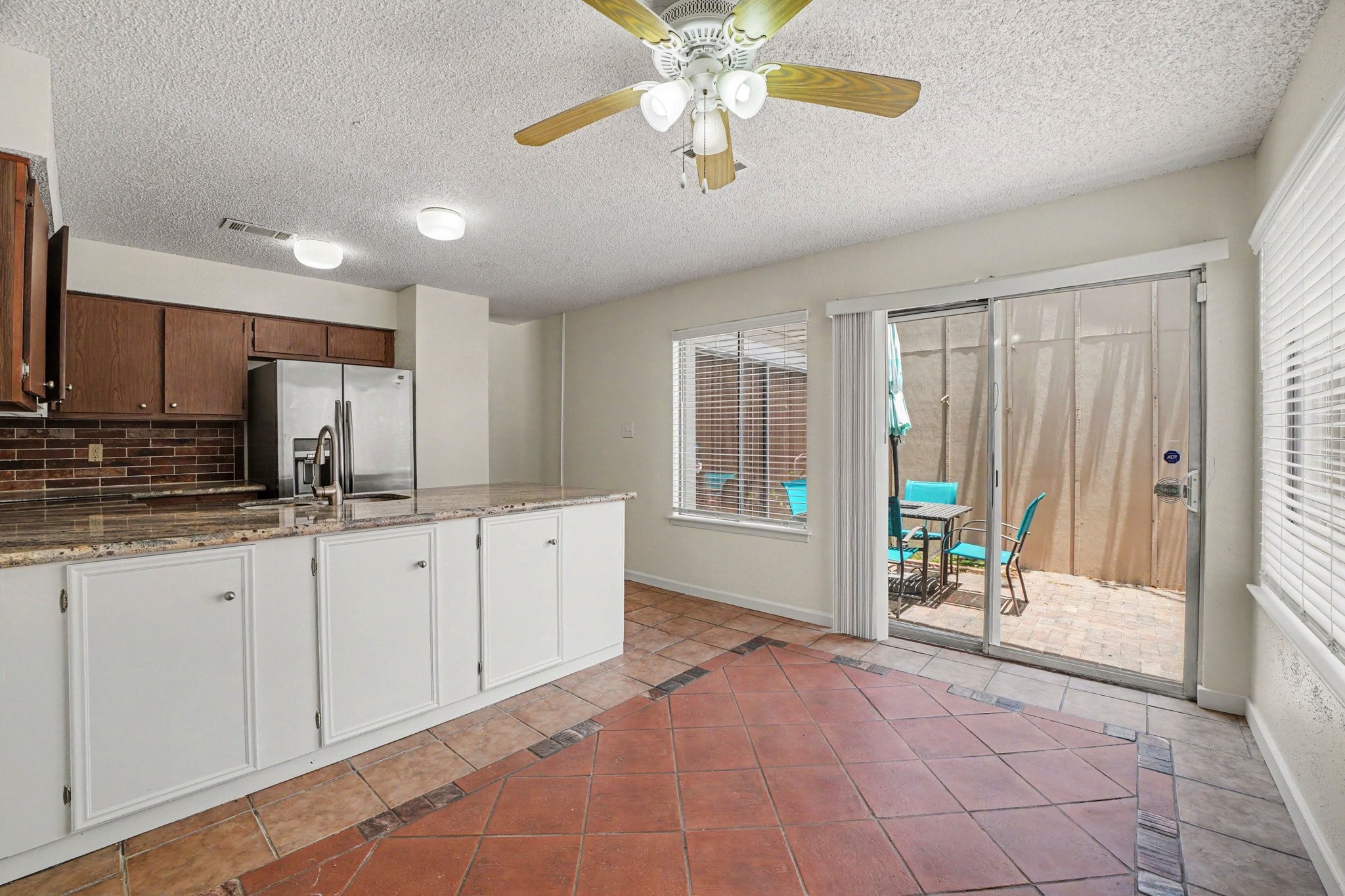 11625 Lakeside Park Drive Property Photo 13