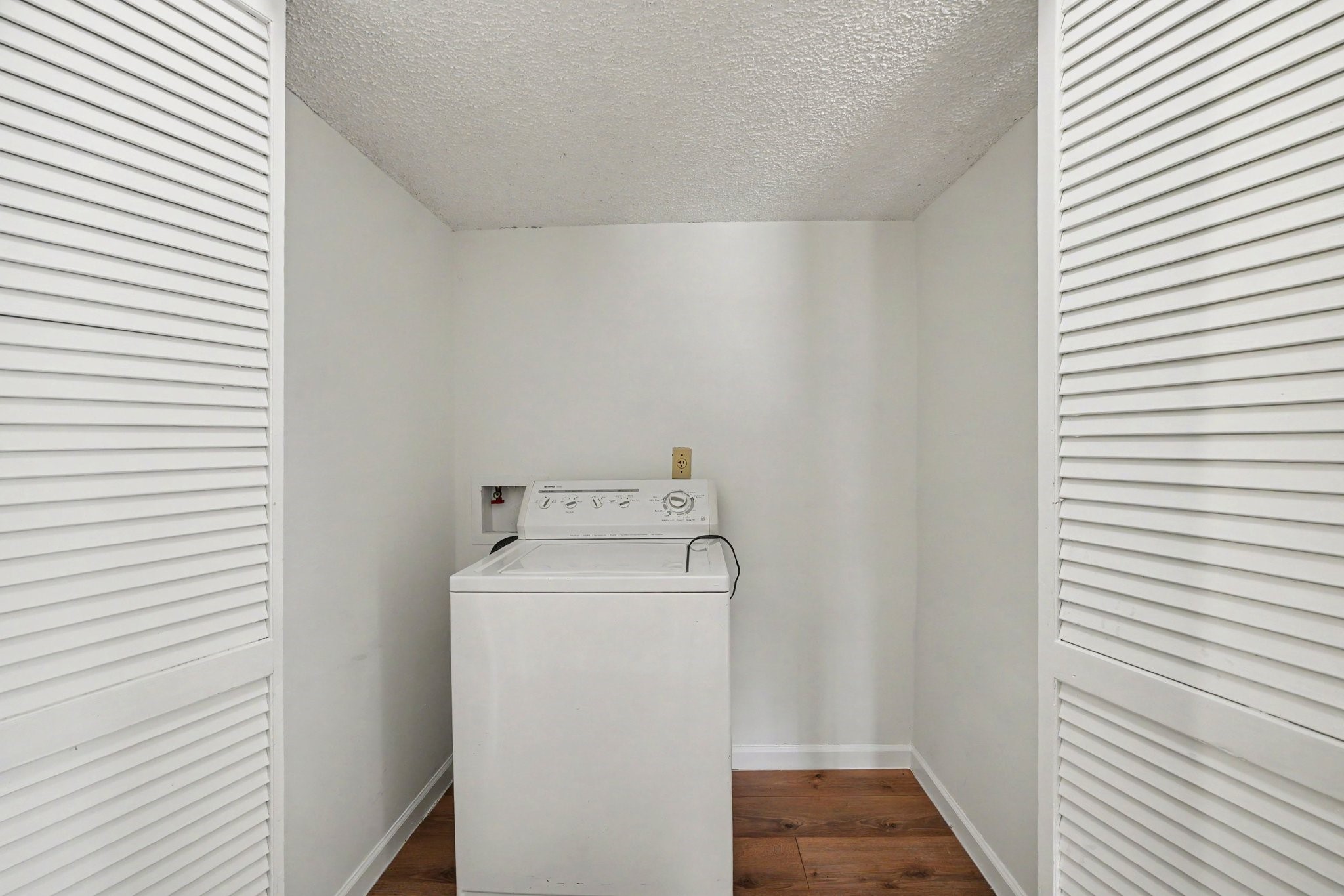 11625 Lakeside Park Drive Property Photo 21