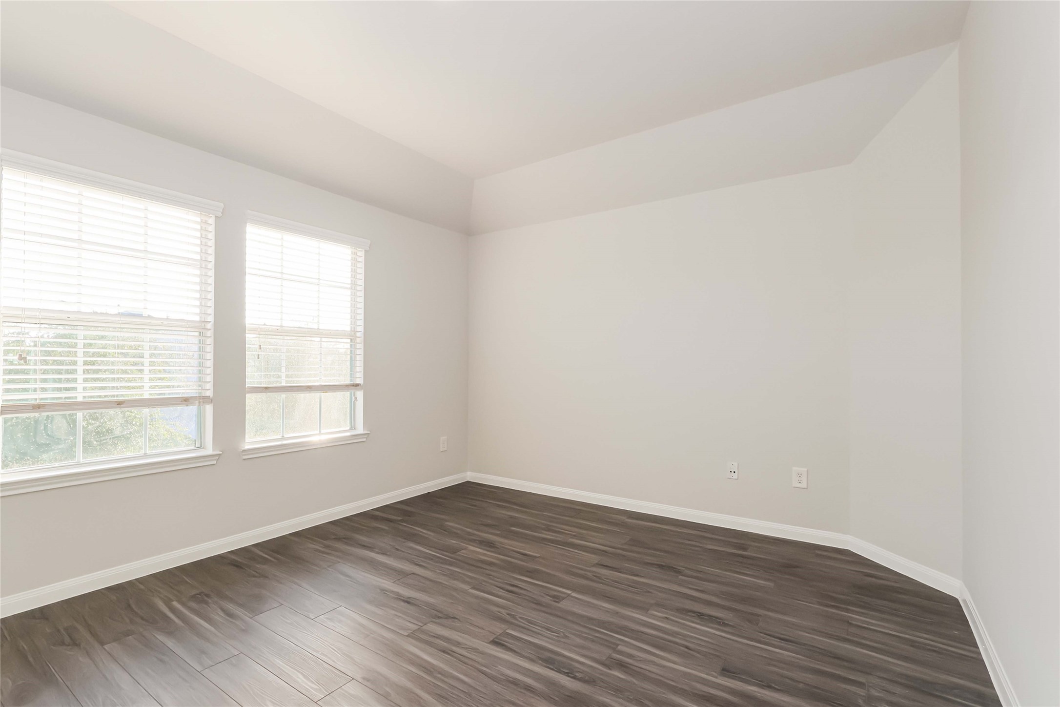 12623 Sai Baba Drive Property Photo 9