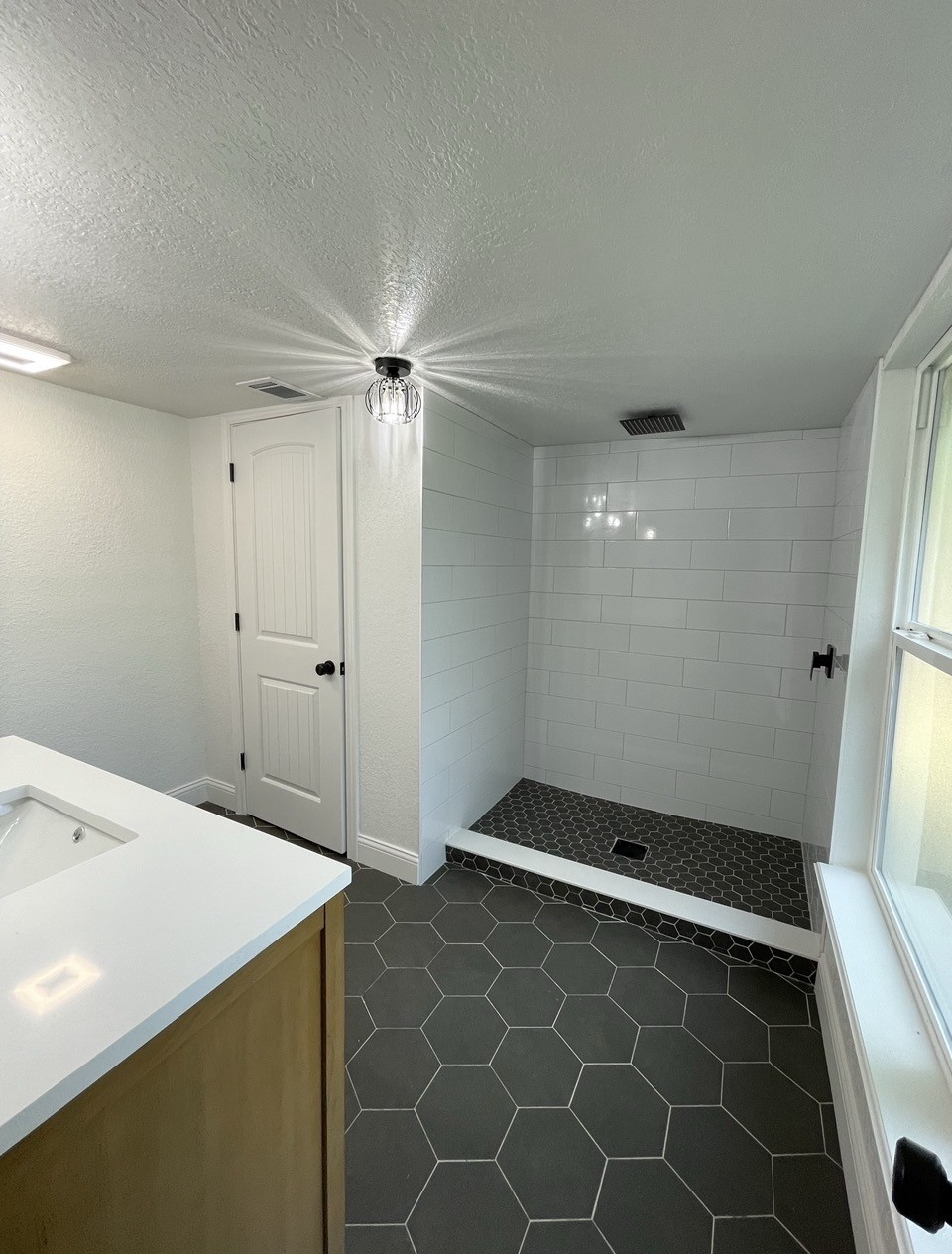 1219 5th St Property Photo 9
