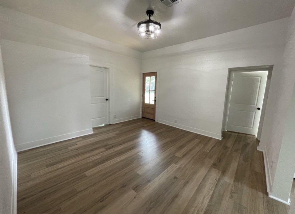 1219 5th St Property Photo 11