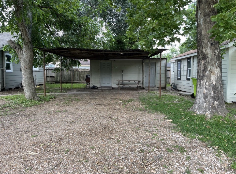 1219 5th St Property Photo 17