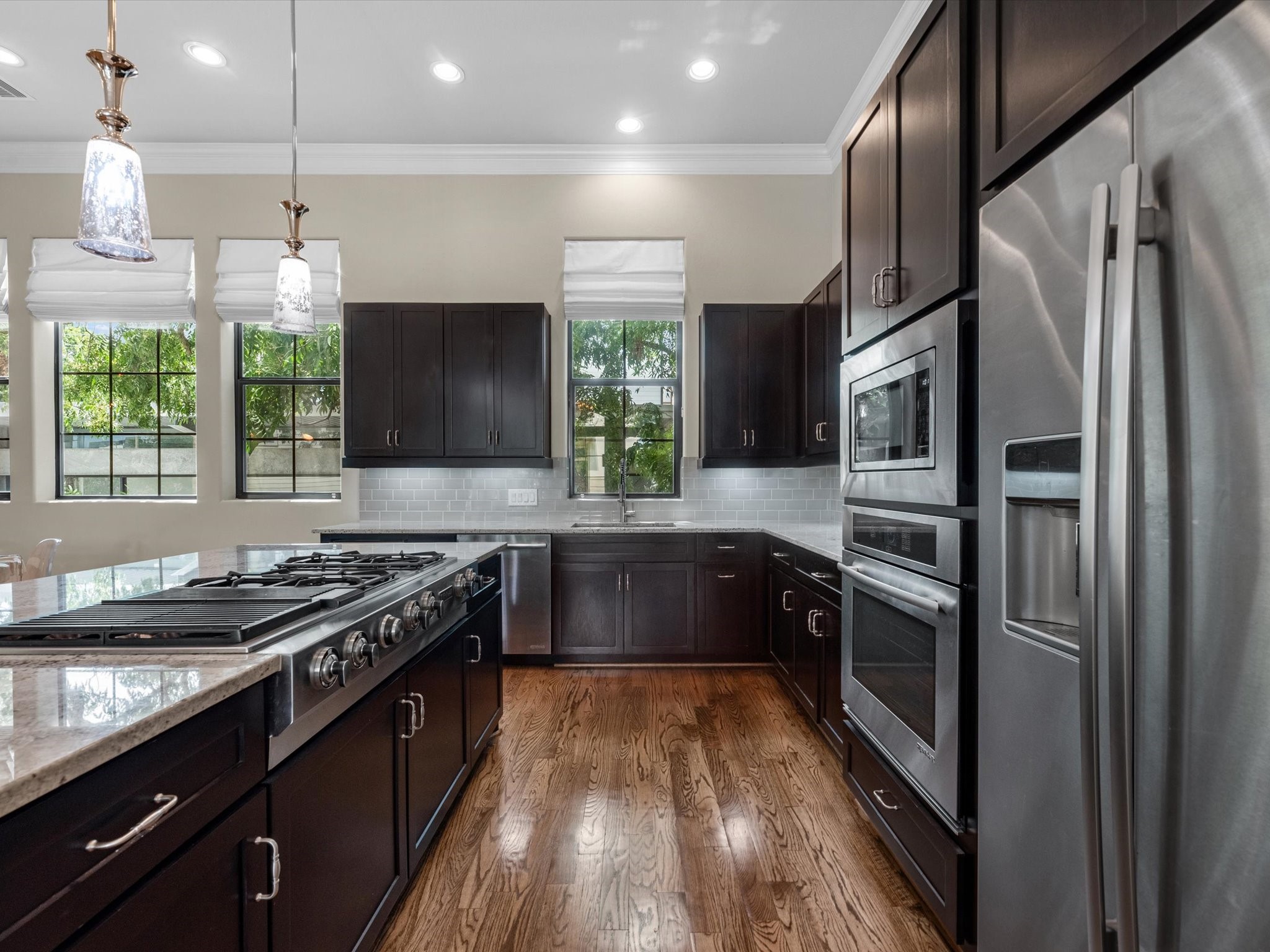 5005 Lillian Street Property Photo 10