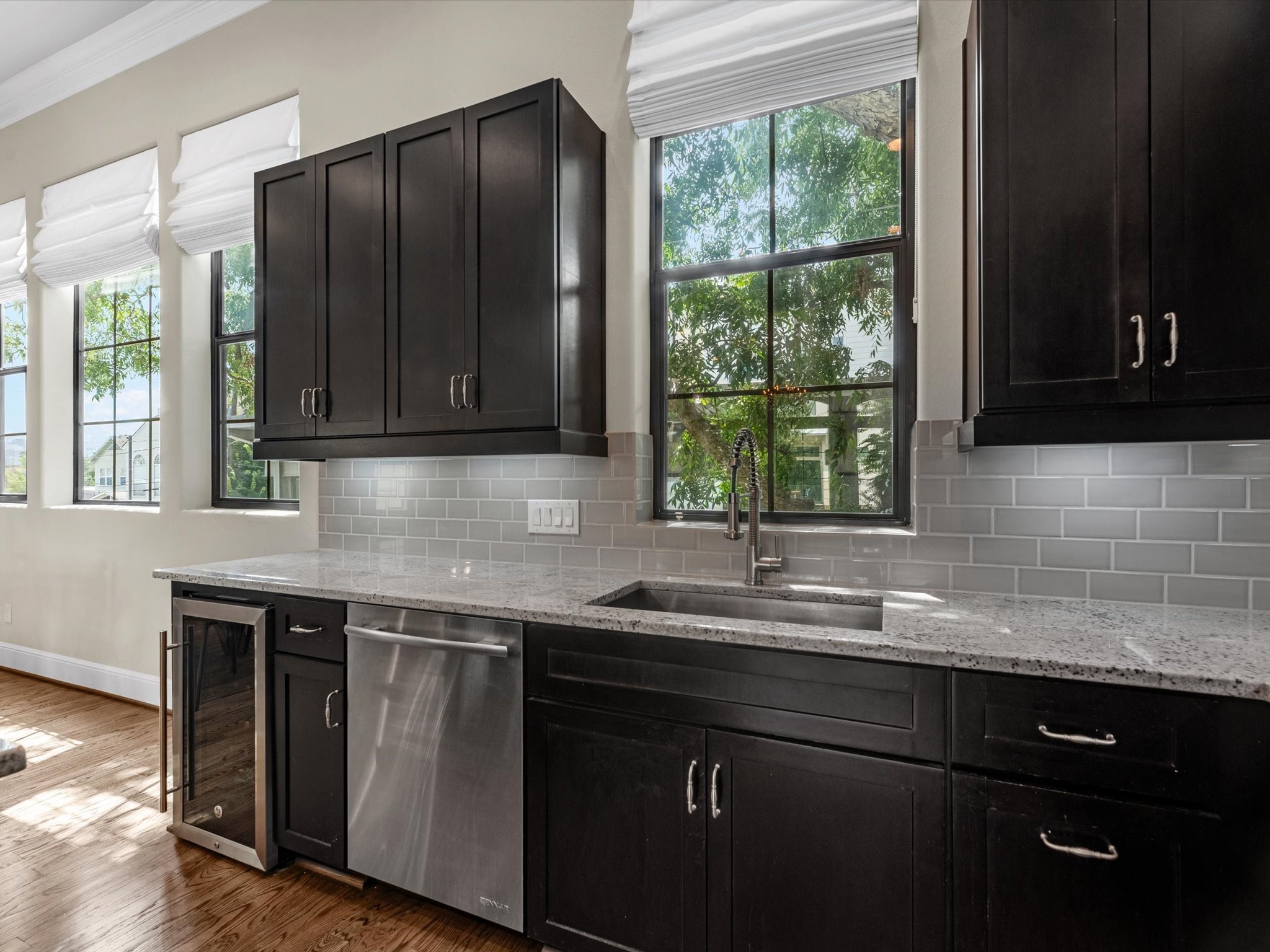 5005 Lillian Street Property Photo 11