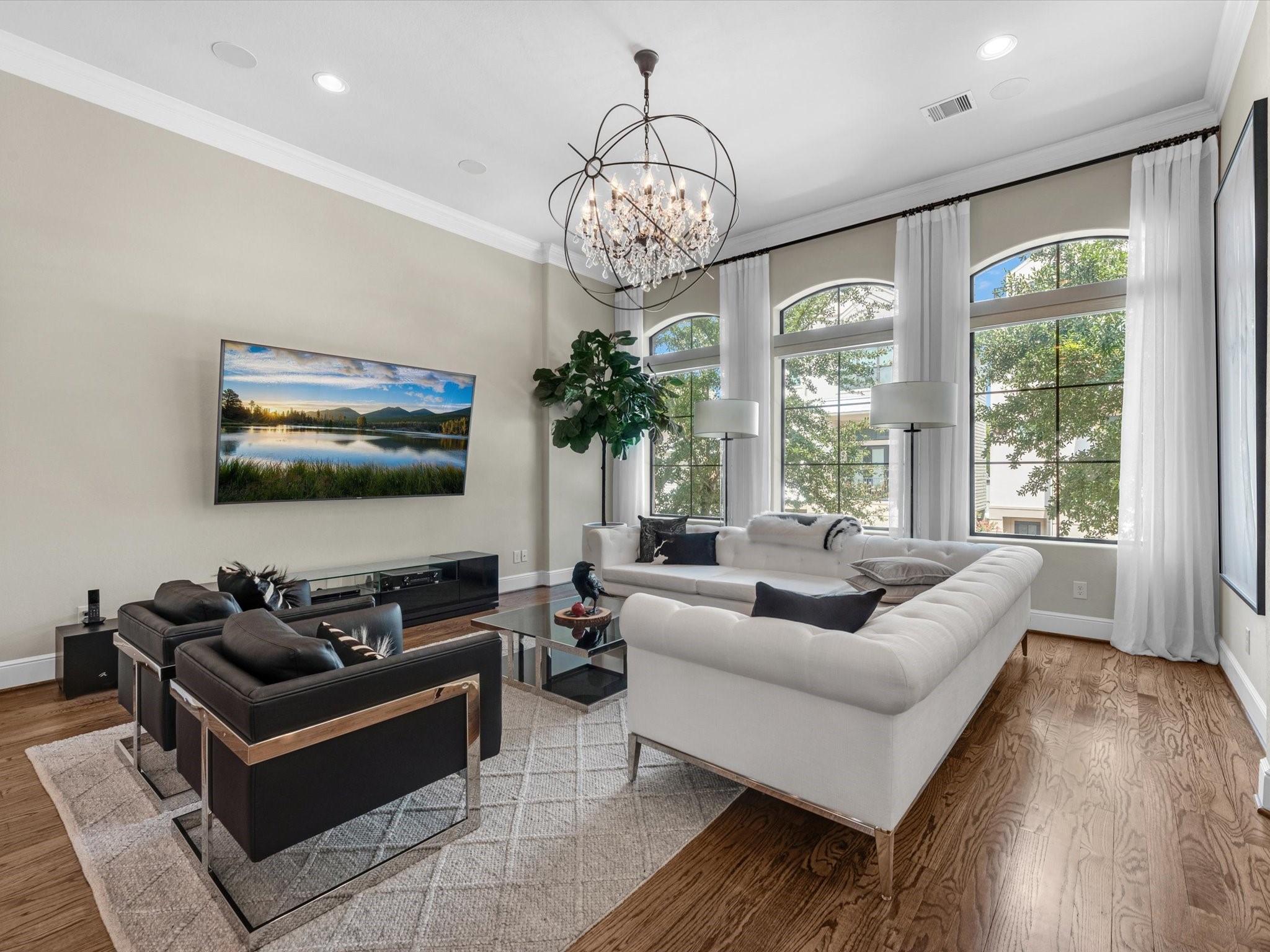 5005 Lillian Street Property Photo 14