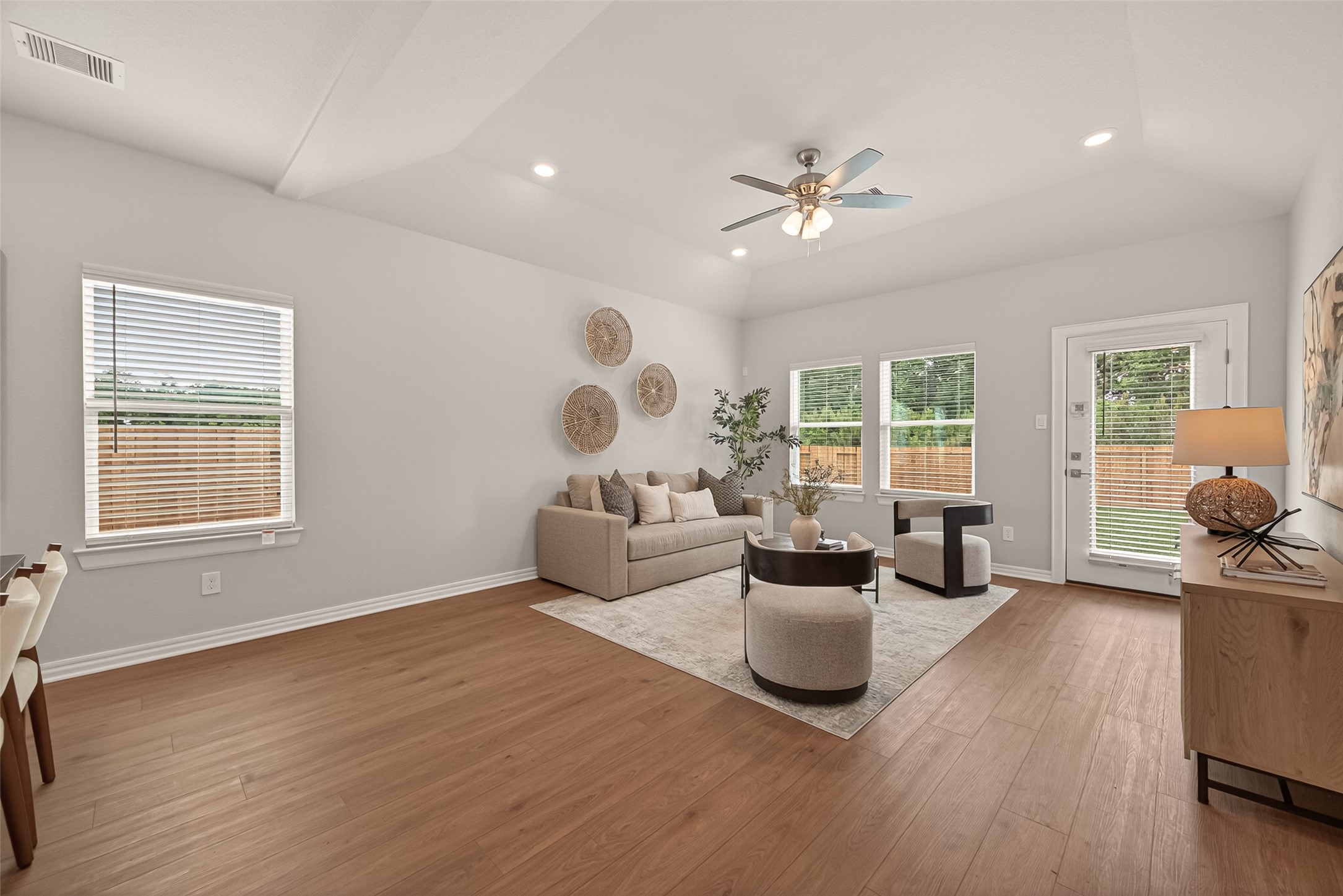 25569 Roy Rogers Road Property Photo 11