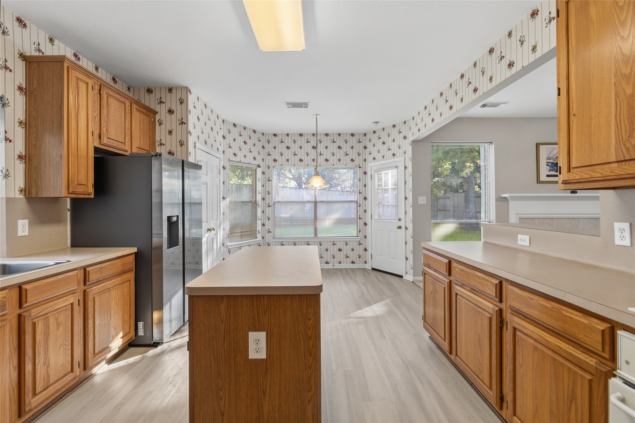15819 Cutten Road Property Photo 16