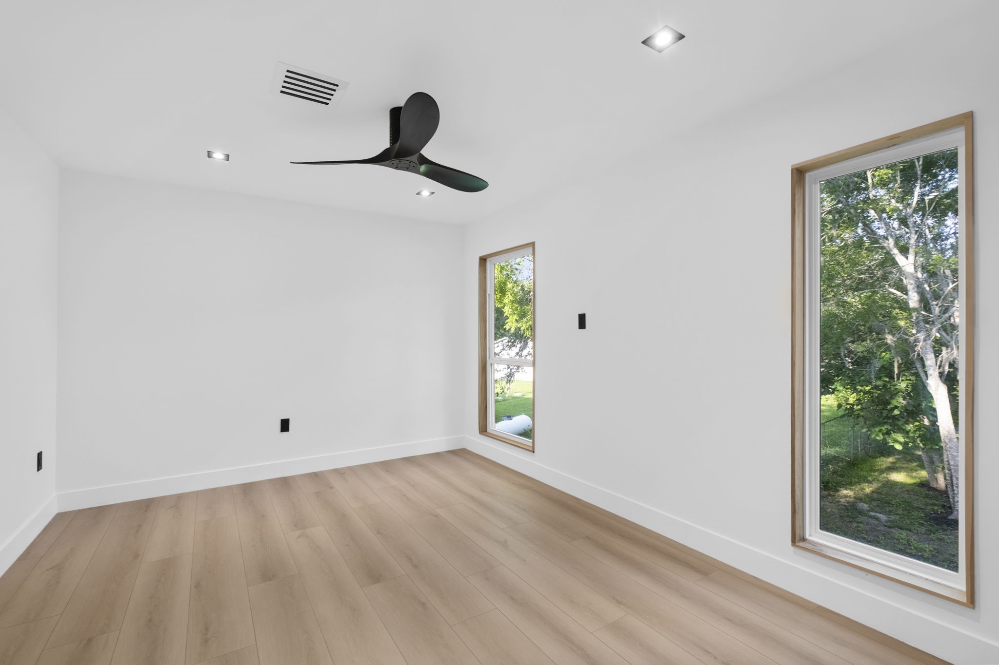 21015 Britt Oaks Drive Property Photo 36